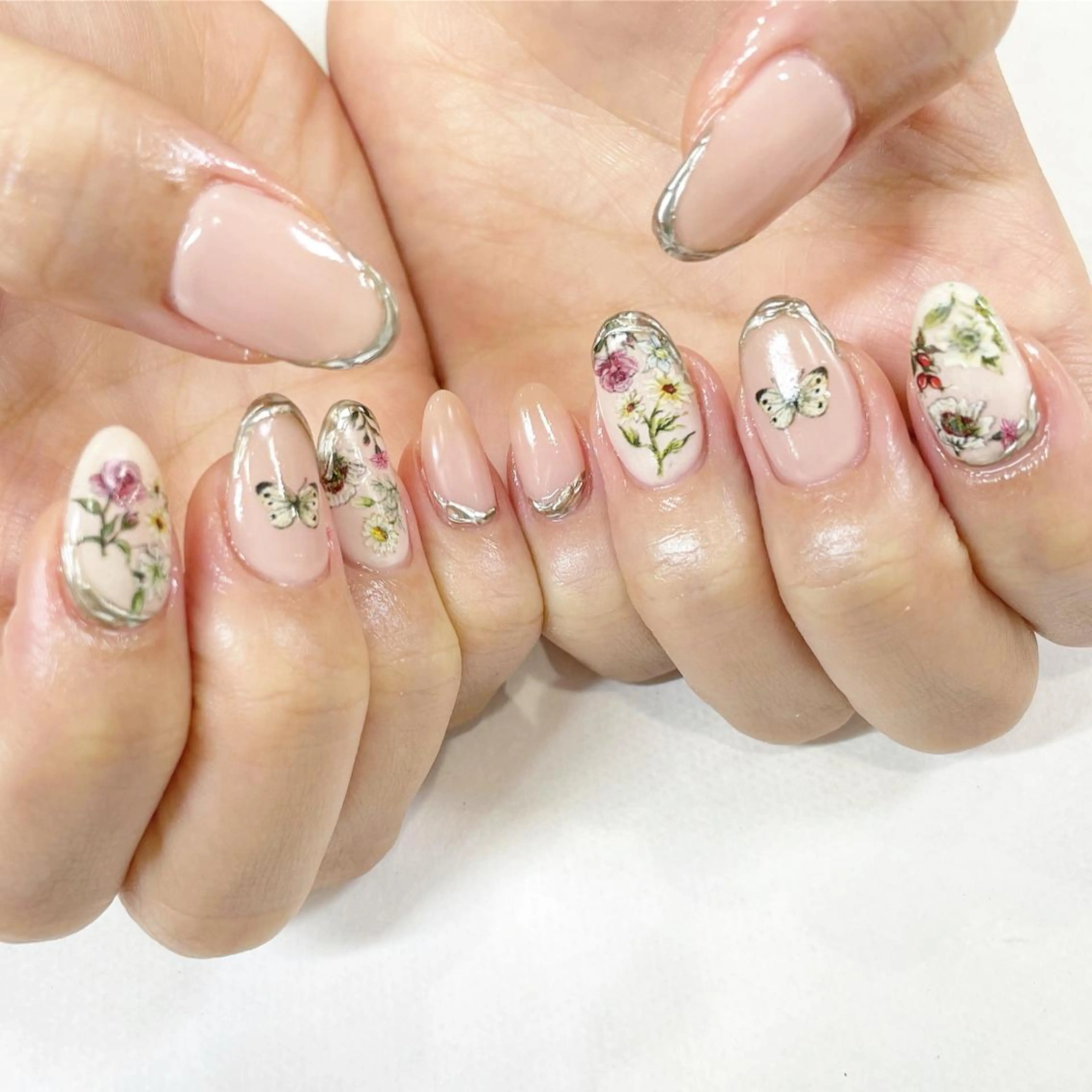 ネイル 春ネイル ハンドネイル Minami 🍓のネイルデザイン