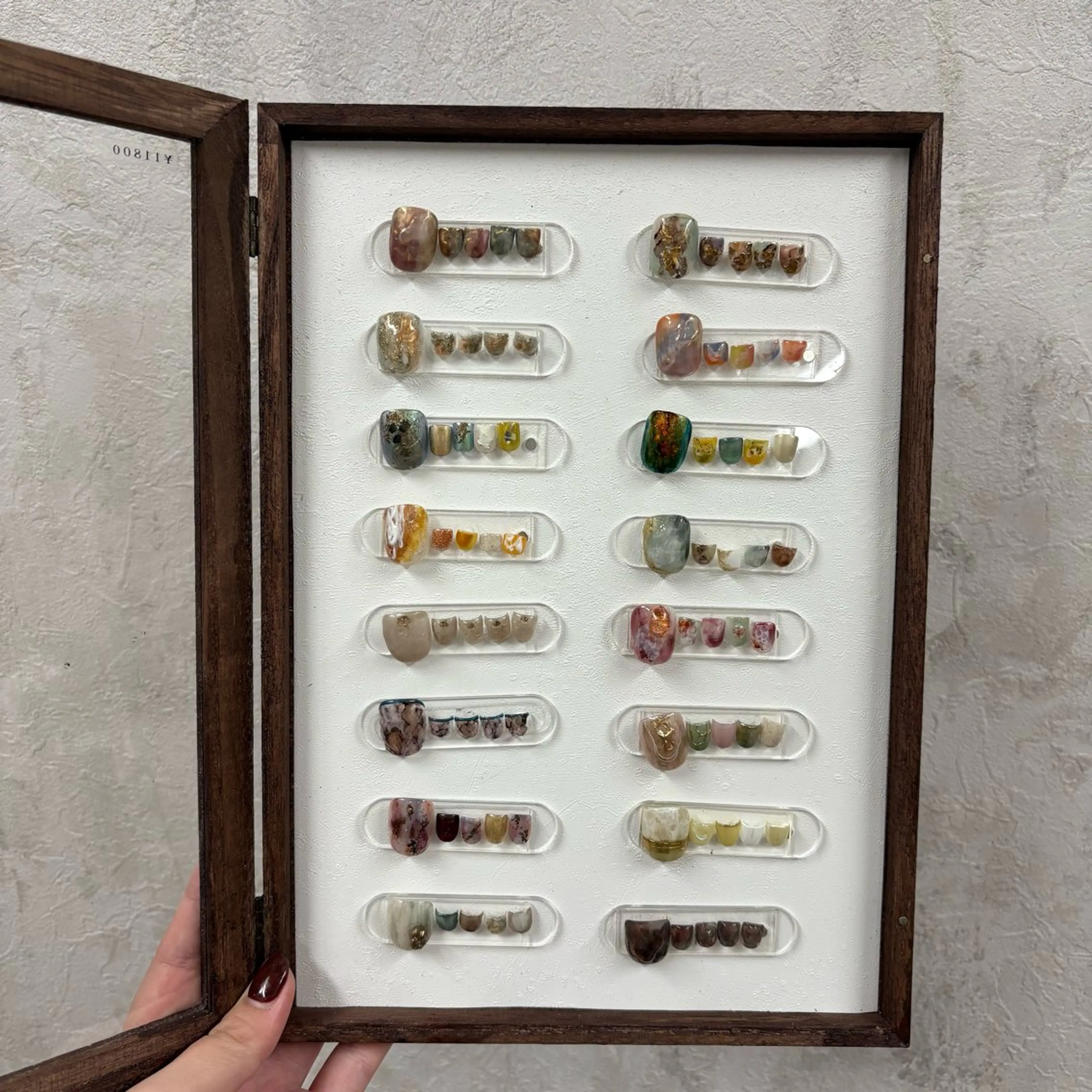 ネイル GLAD nail銀座店【グラッドネイル】所属・NISHIYAMA WAKIのネイルデザイン