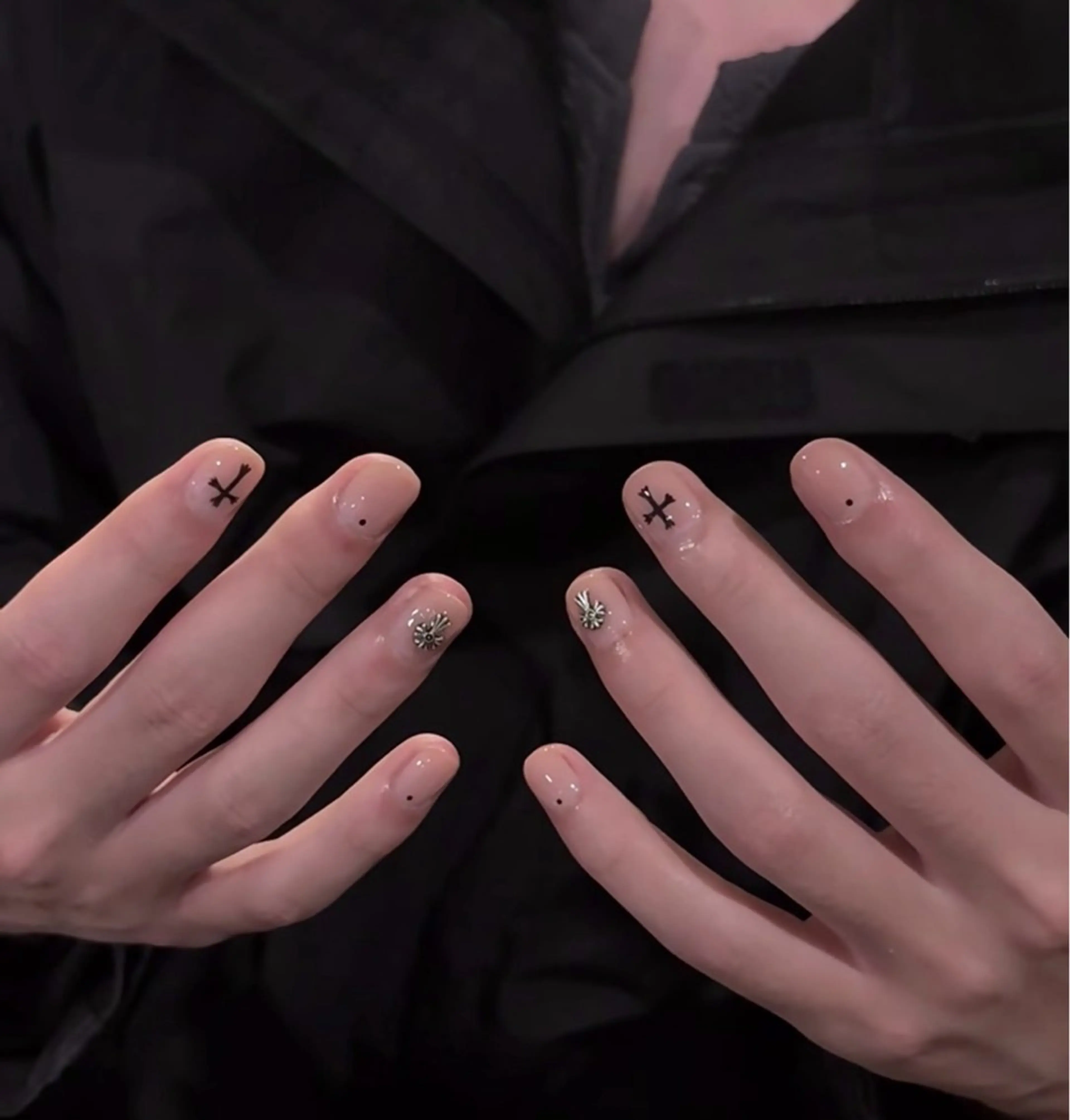 ネイル ENSalon 愛佳のネイルデザイン