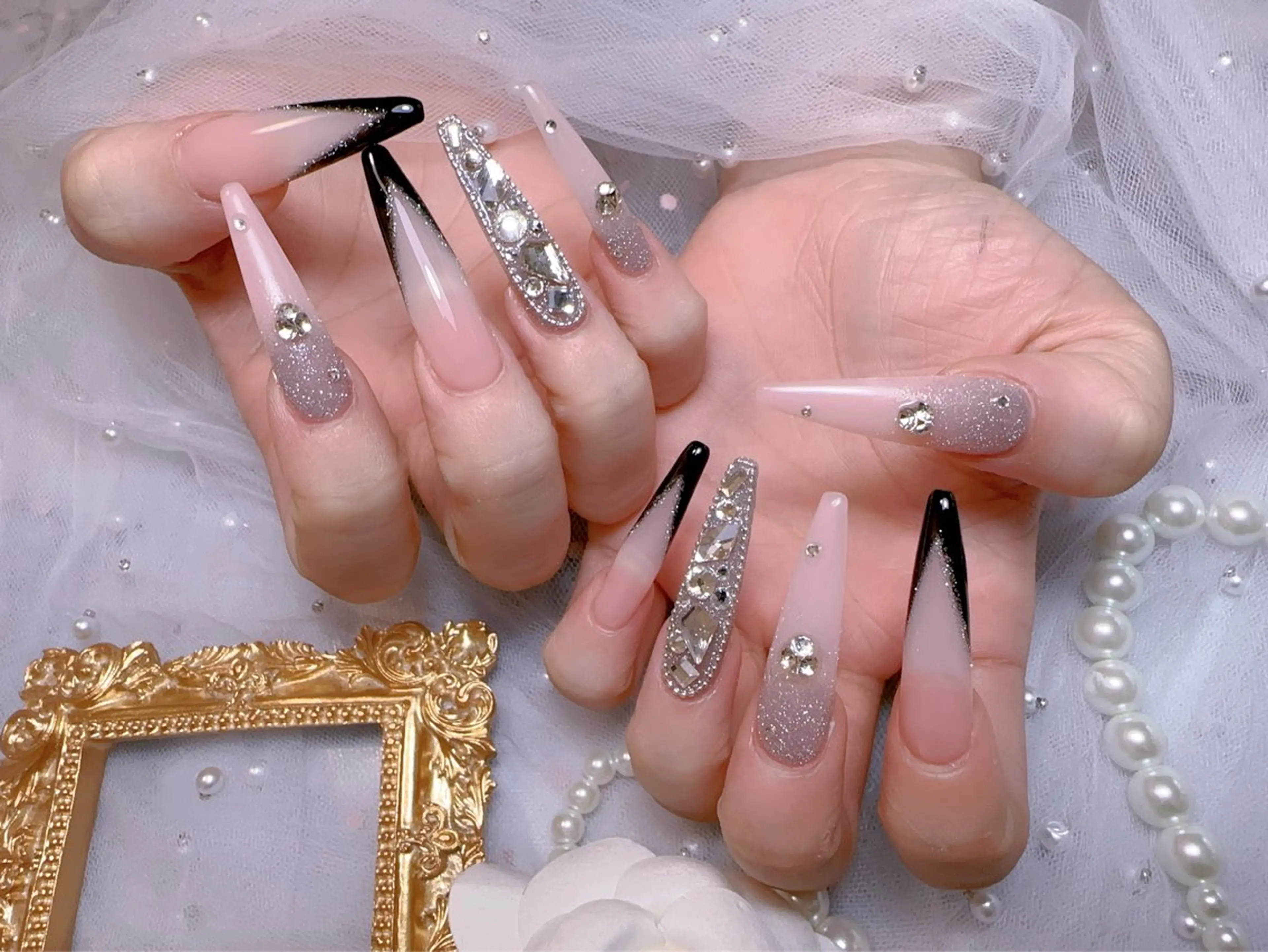 ネイル オーロラネイル フットネイル 韓国ネイル ラメ(グリッター) ラメグラデーション ハンドネイル Belle nail salon 新小岩のネイルデザイン