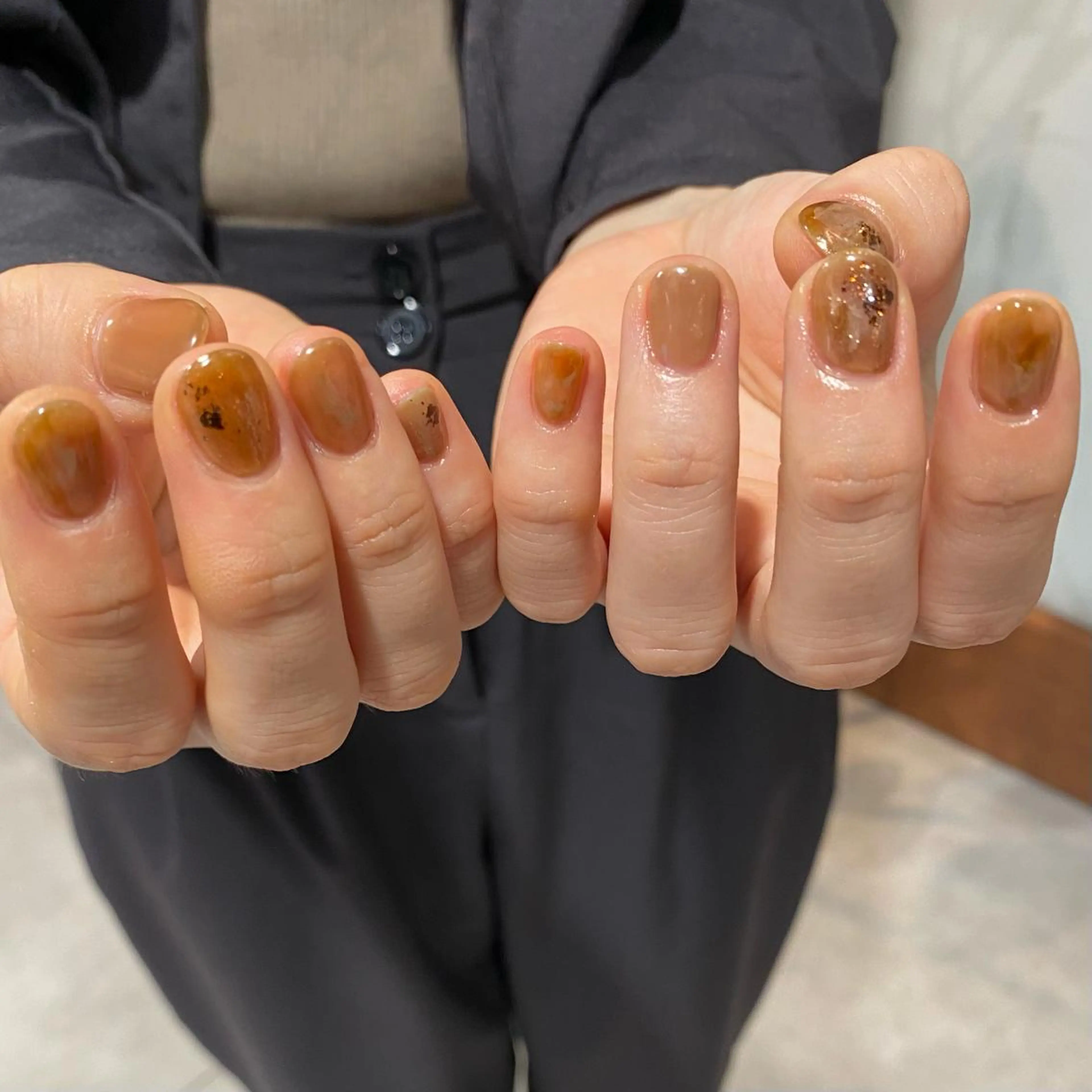ネイル ブラウン ハンドネイル nable.所属・望月 実莉のネイルデザイン