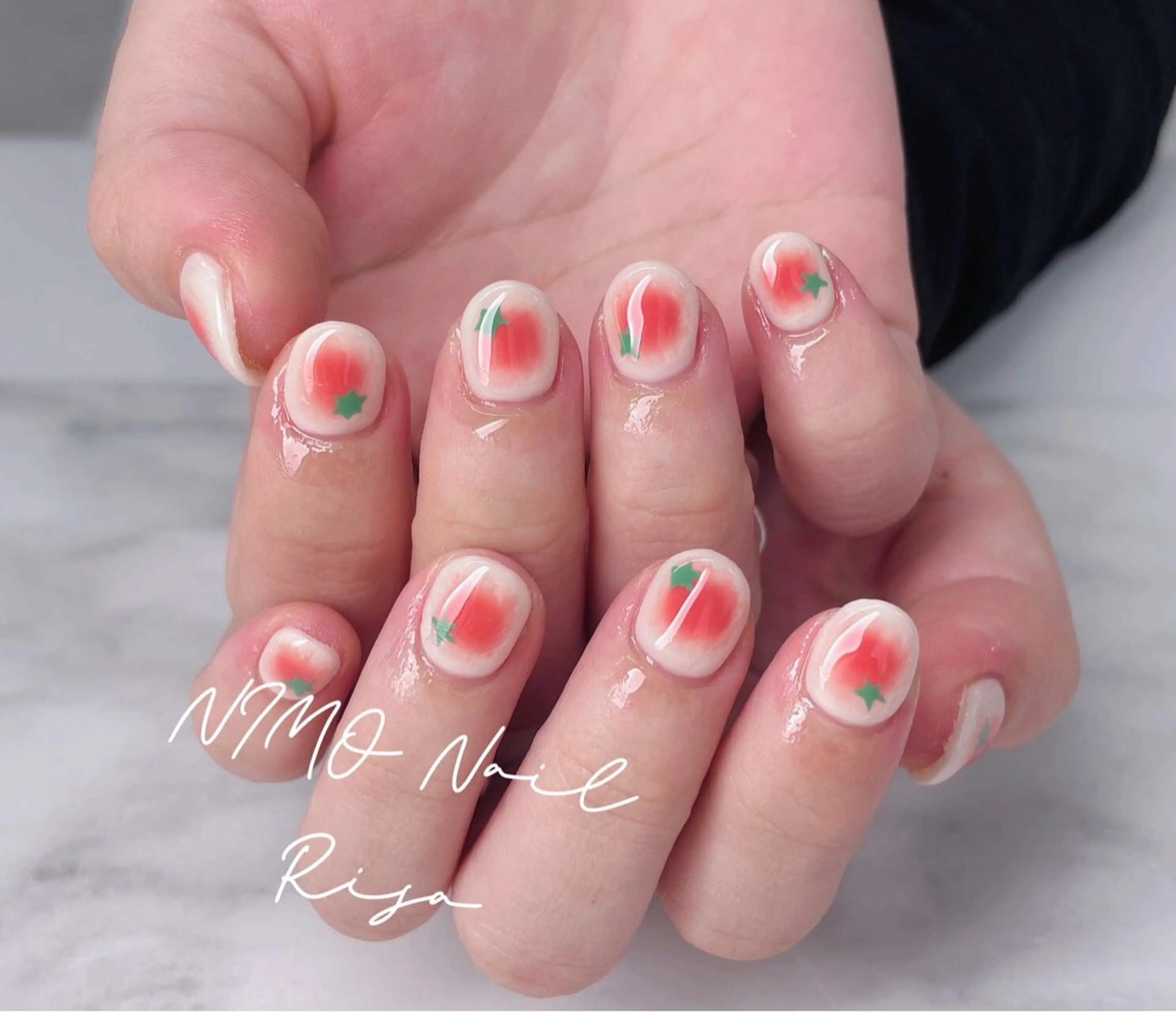 ネイル ハンドネイル RI SA☀️ リサのネイルデザイン