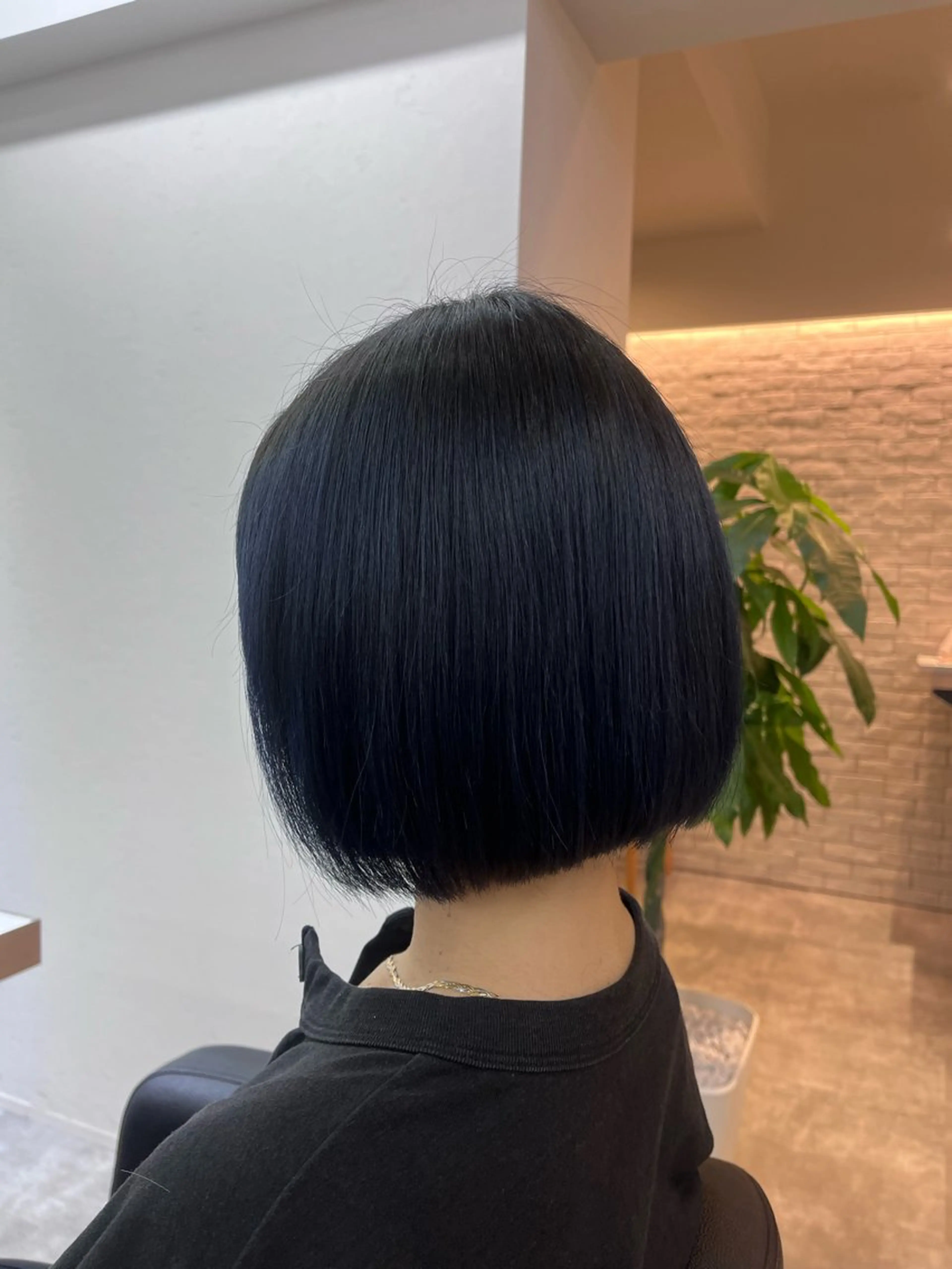 ミディアム Ｖｉｏｔ  銀座 樋口 桃佳のヘアスタイル