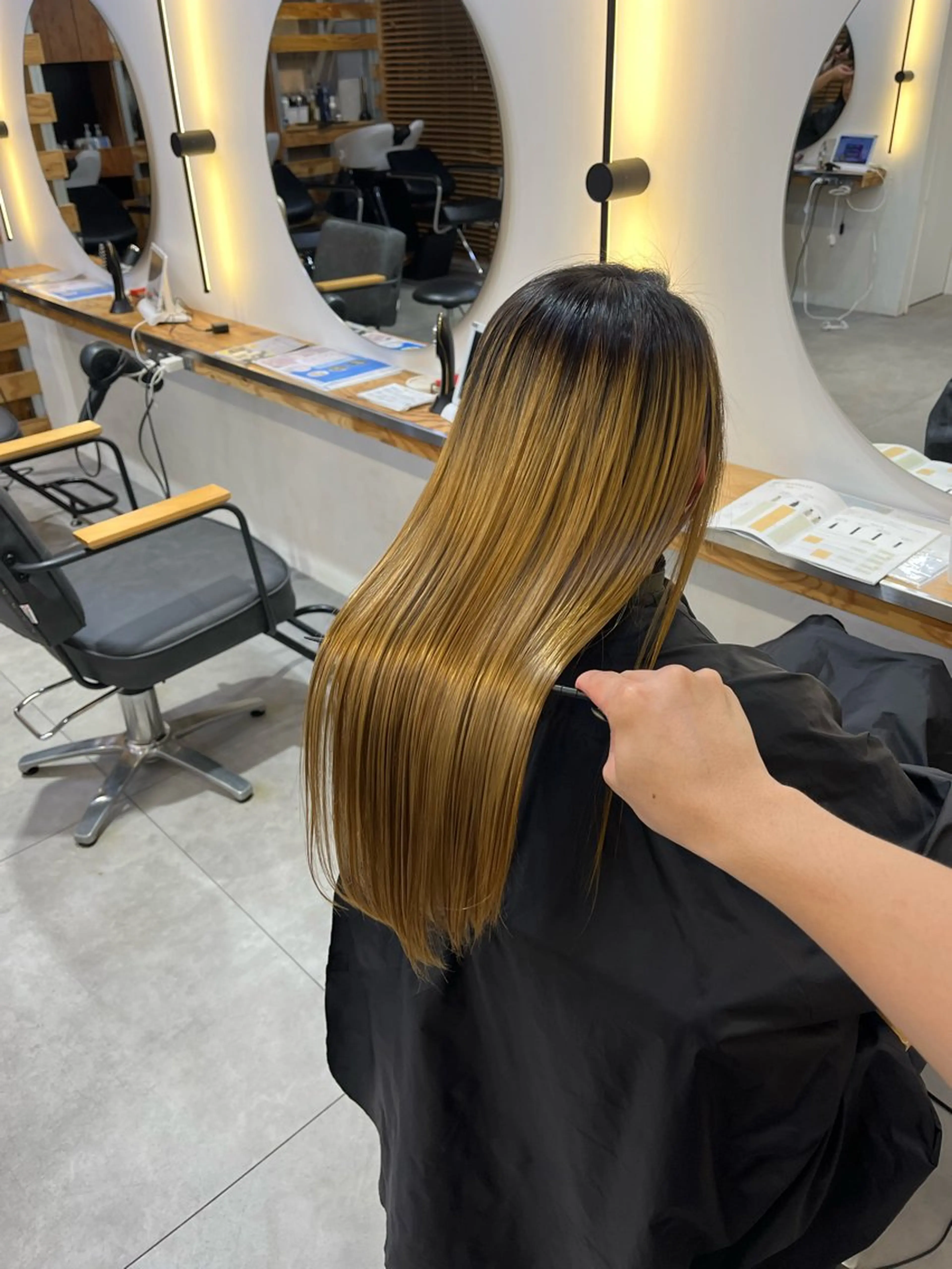 ロング 縮毛矯正 冨田 悠稀/ 髪質改善特化🫧のヘアスタイル