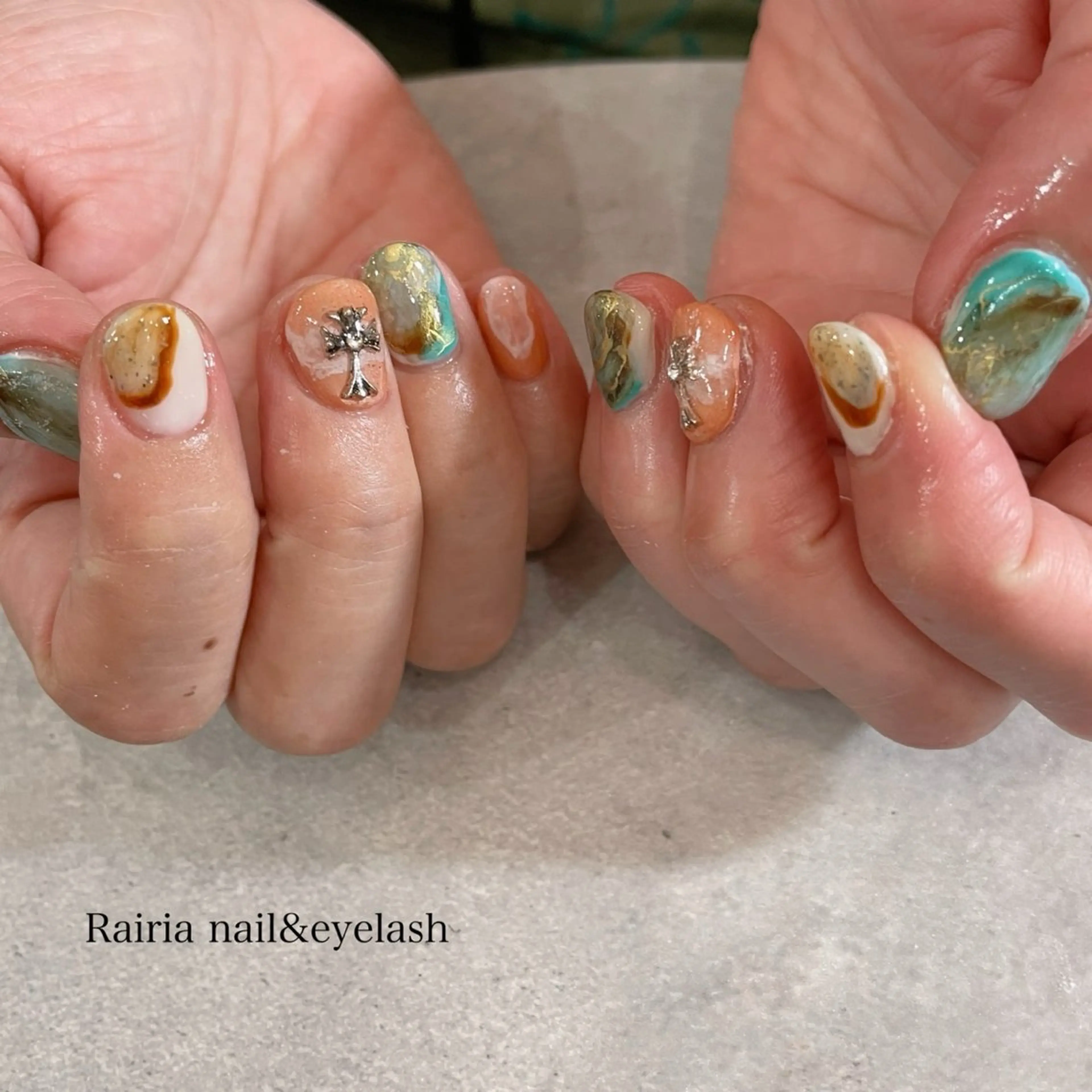 ネイル フットネイル ジェルネイル マグネットネイル ニュアンスネイル オフィスネイル NAILSALON CRISTA所属・🤍CRISTA yui🤍のネイルデザイン