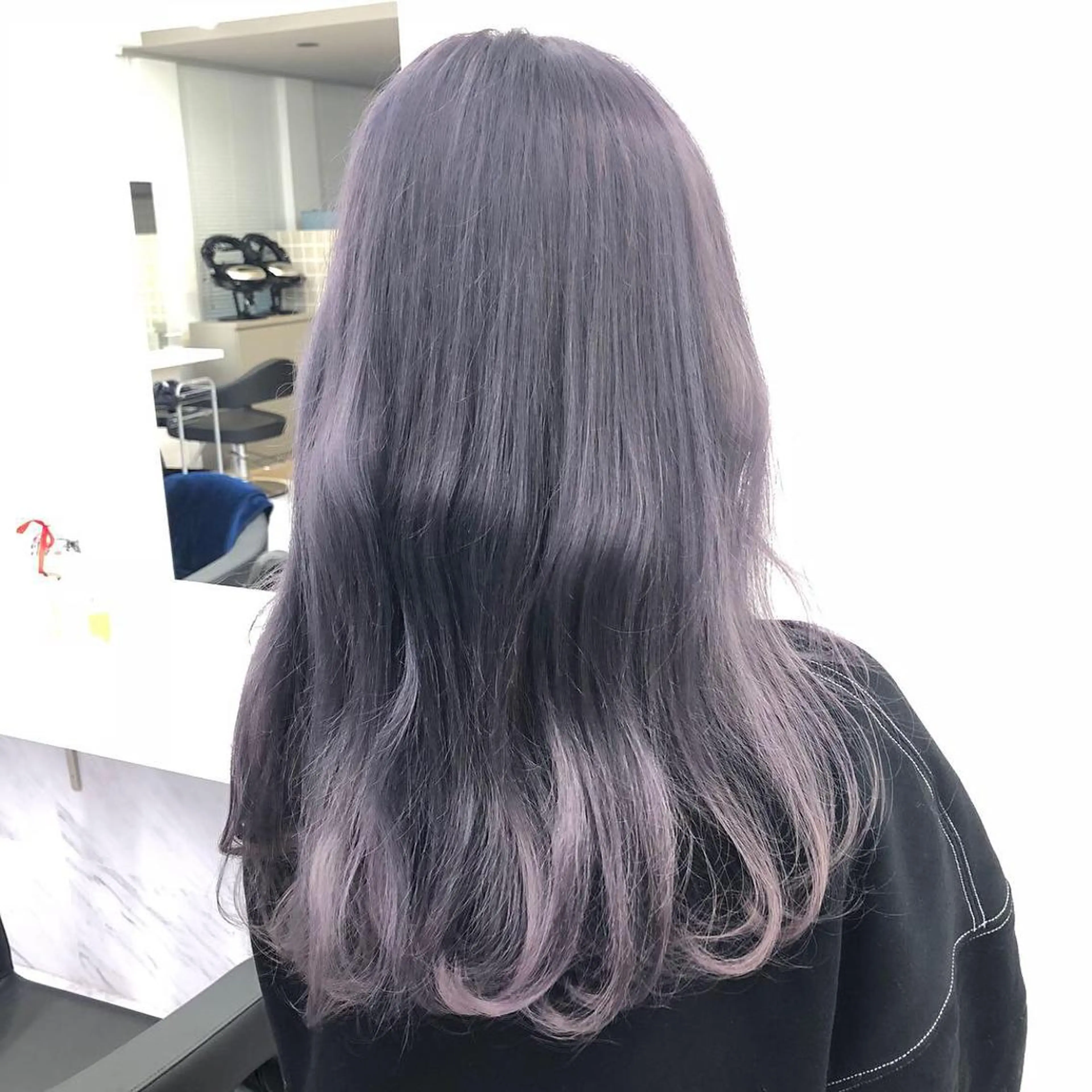 カラー 🔷似合わせメンズ カットKUMA🔷のヘアスタイル