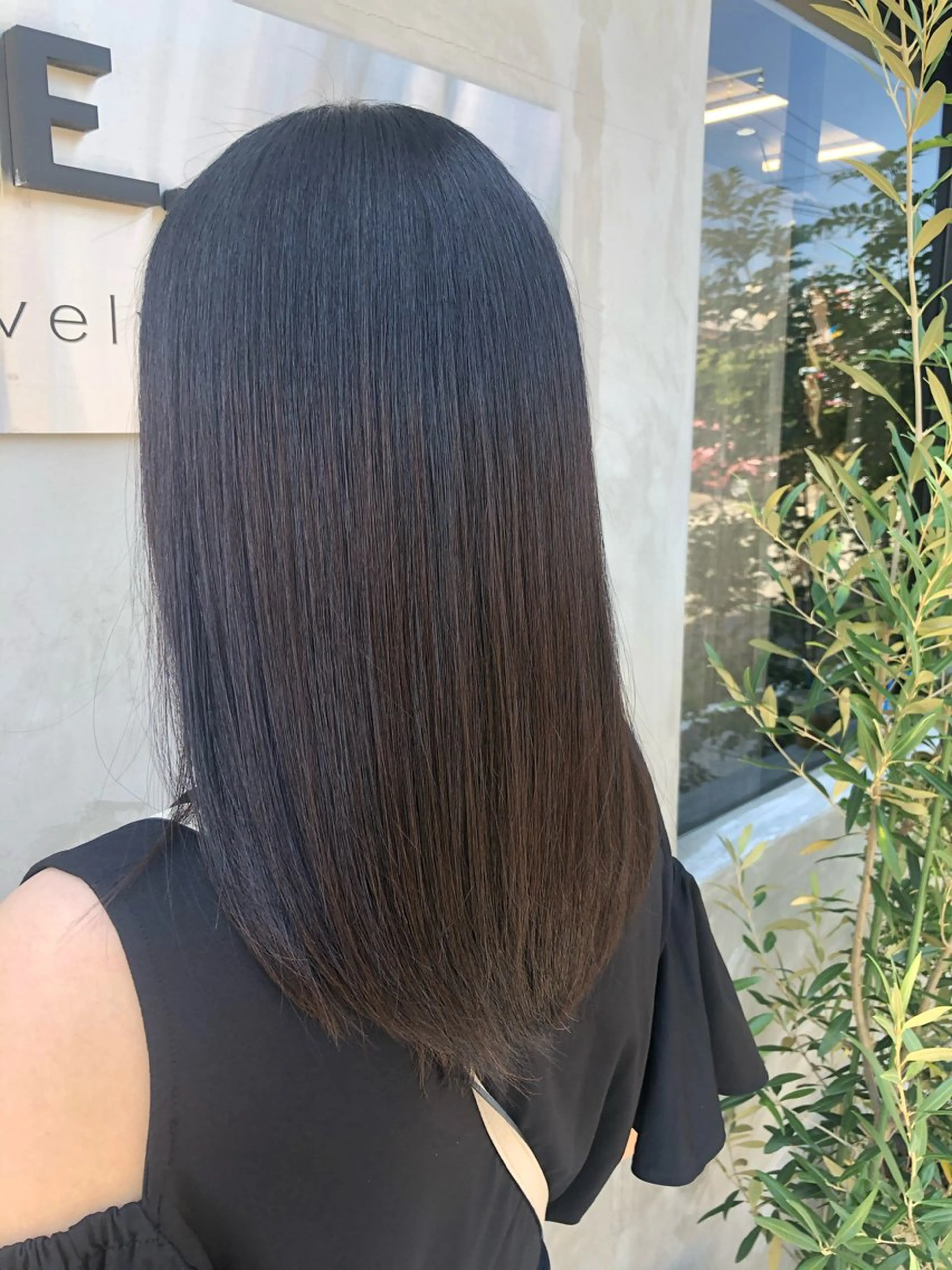 ロング カット 縮毛矯正 【髪質改善】 【酸性ストレート】のヘアスタイル