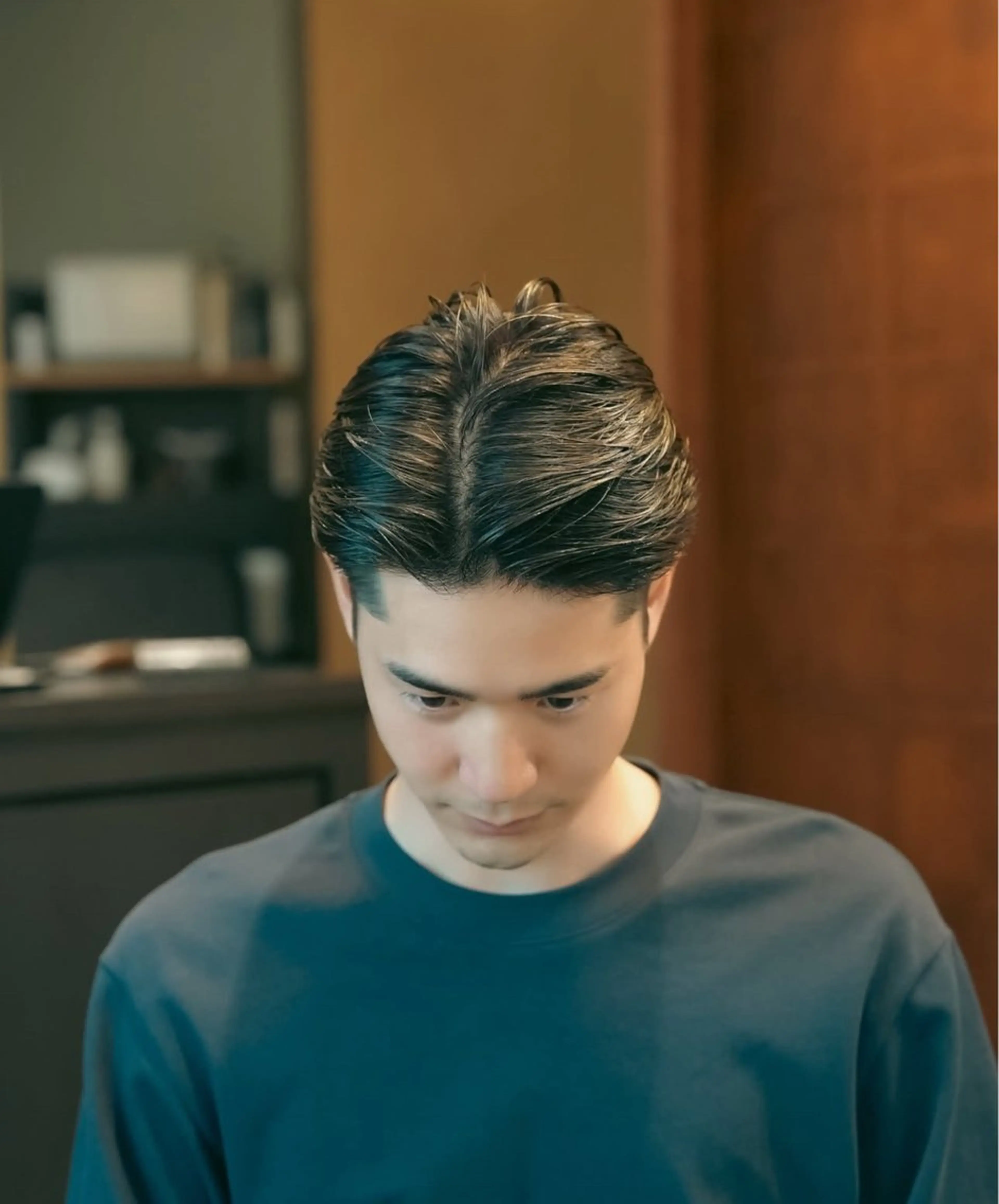 ショート メンズ サト エリのヘアスタイル