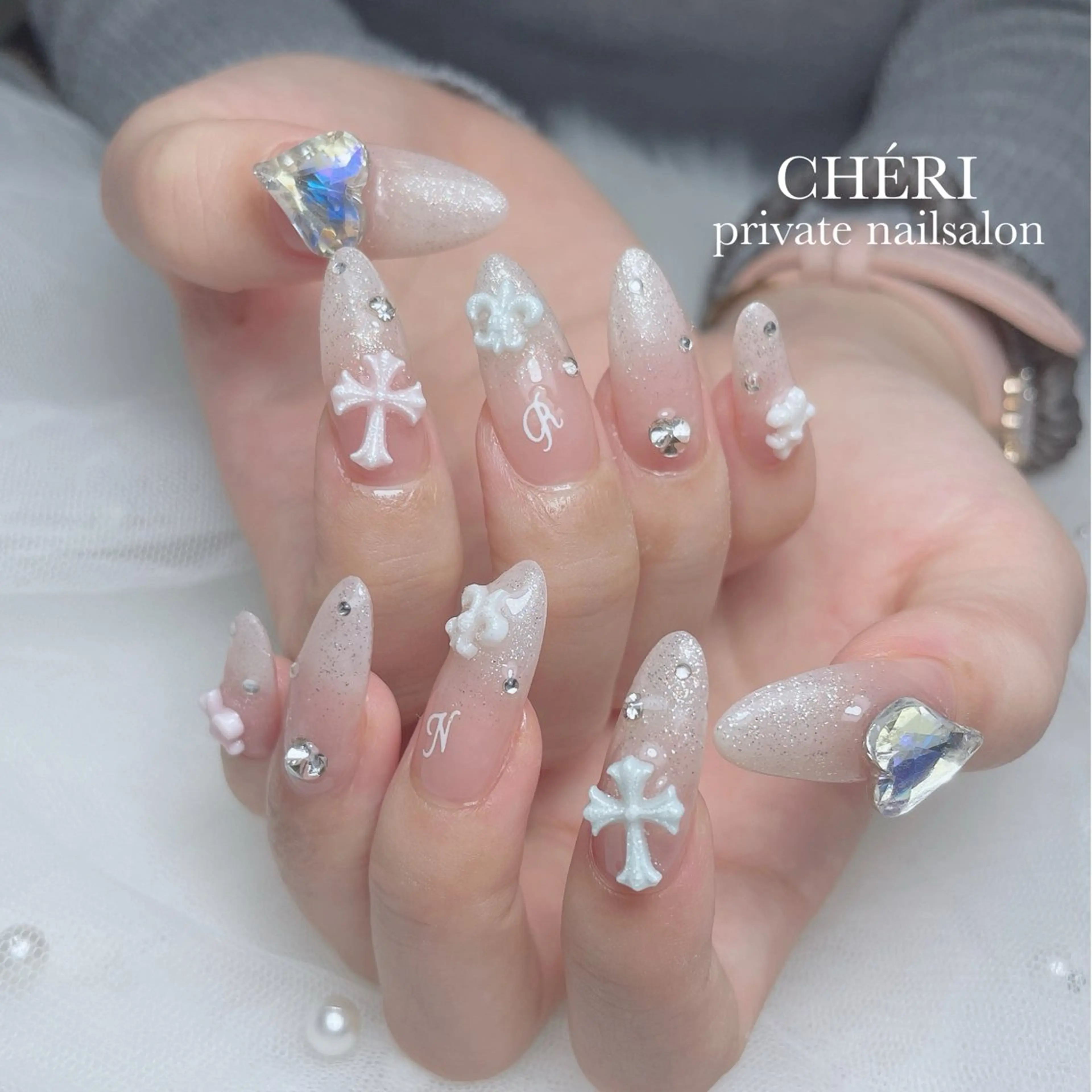 ネイル ハンドネイル CHÉRI .のネイルデザイン