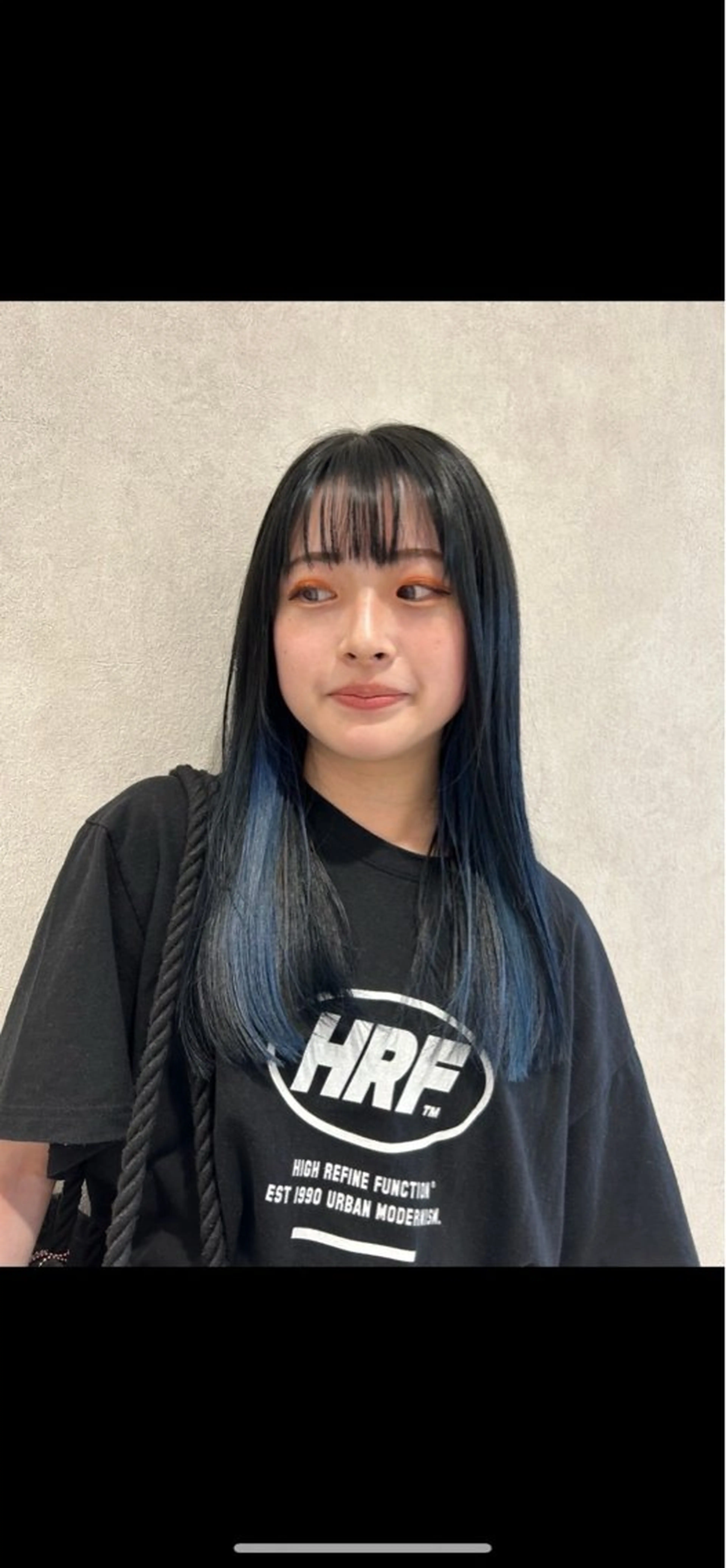 イヤリングカラー+全体カラー+トリートメントの写真