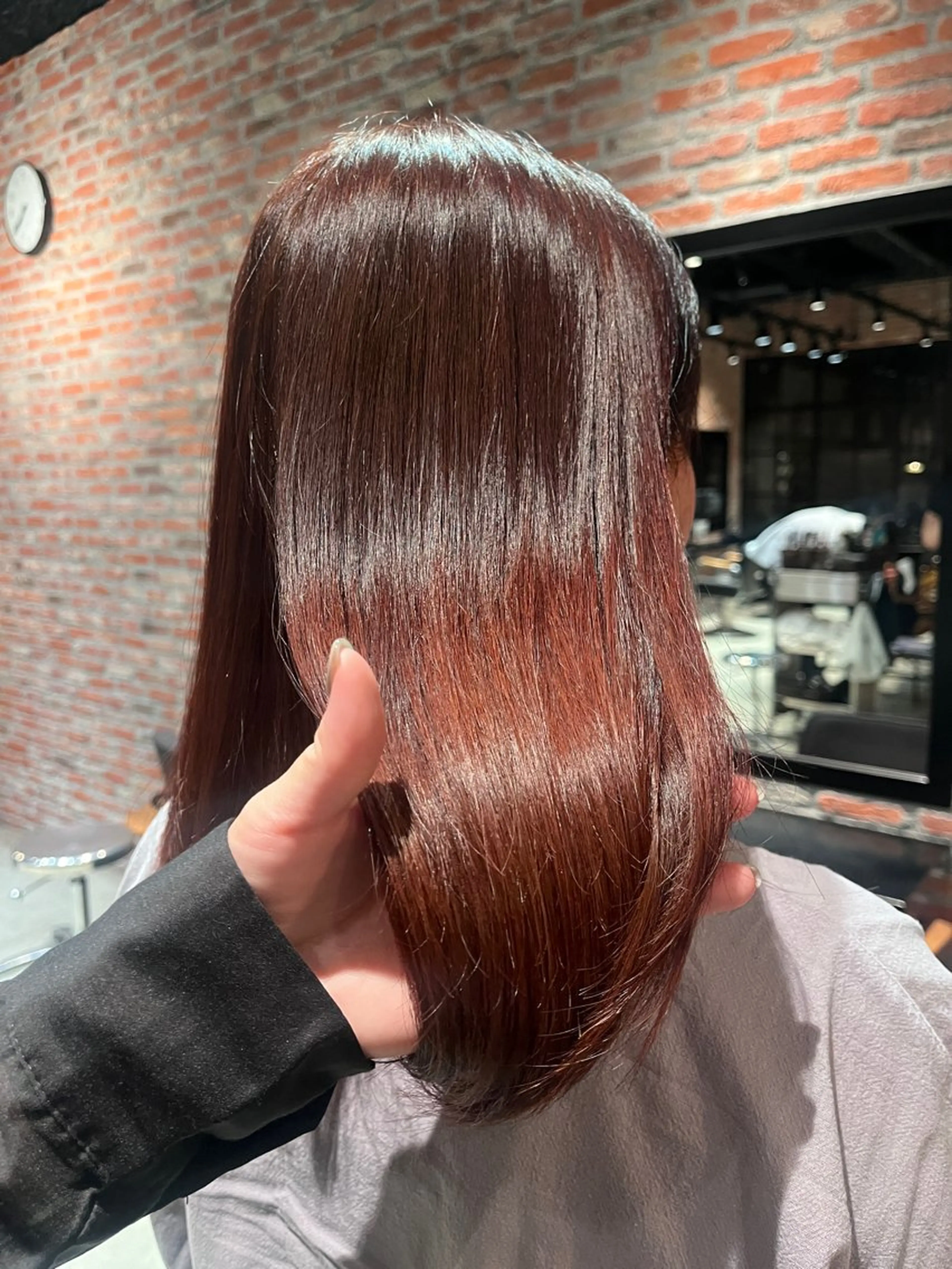 カラー 田中 美月のヘアスタイル