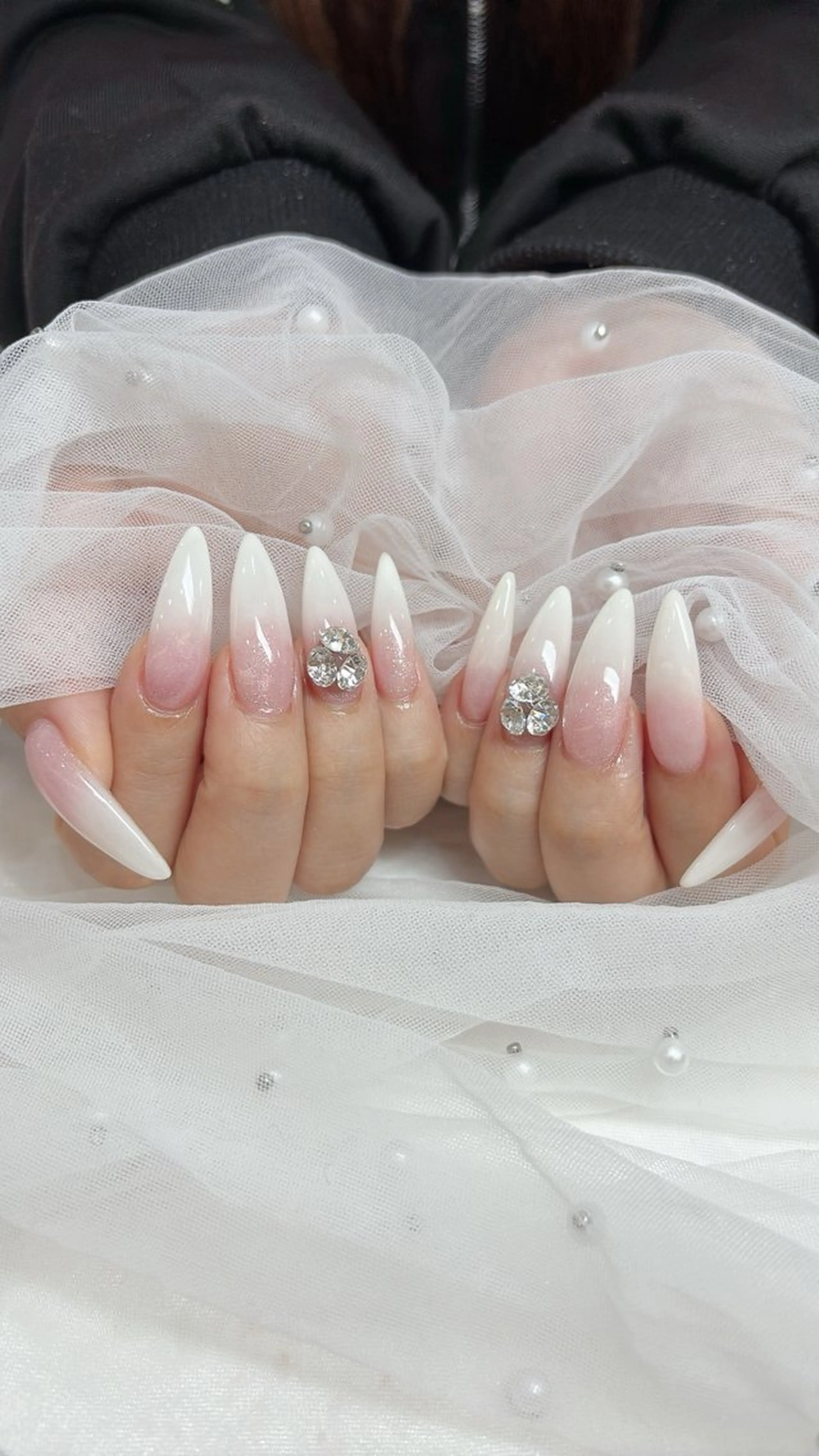 ネイル Raviy 渋谷所属・Raviy Yuiのネイルデザイン