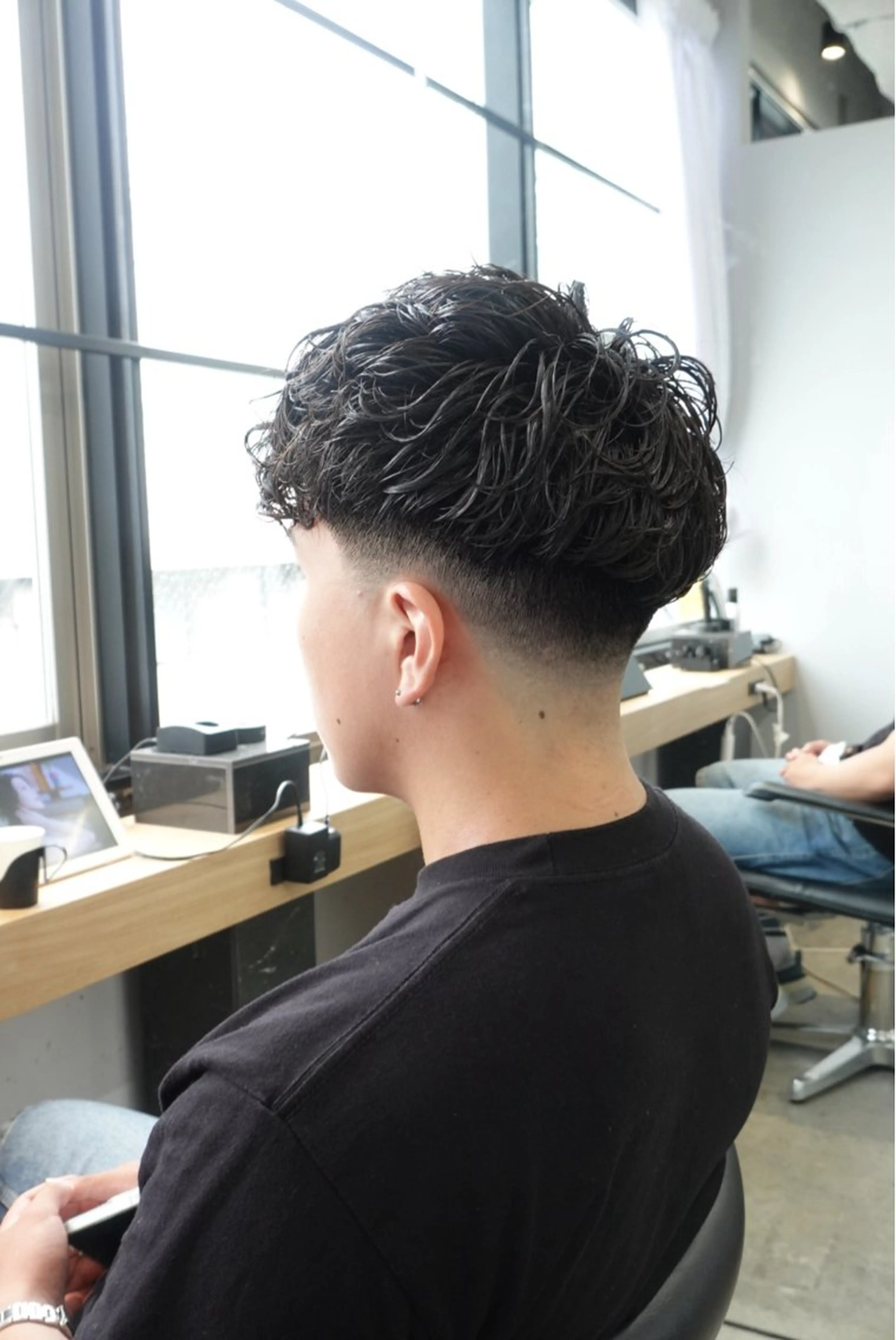 メンズ カット パーマ 🔥フェードパーマ NO.1/LEO🔥のヘアスタイル