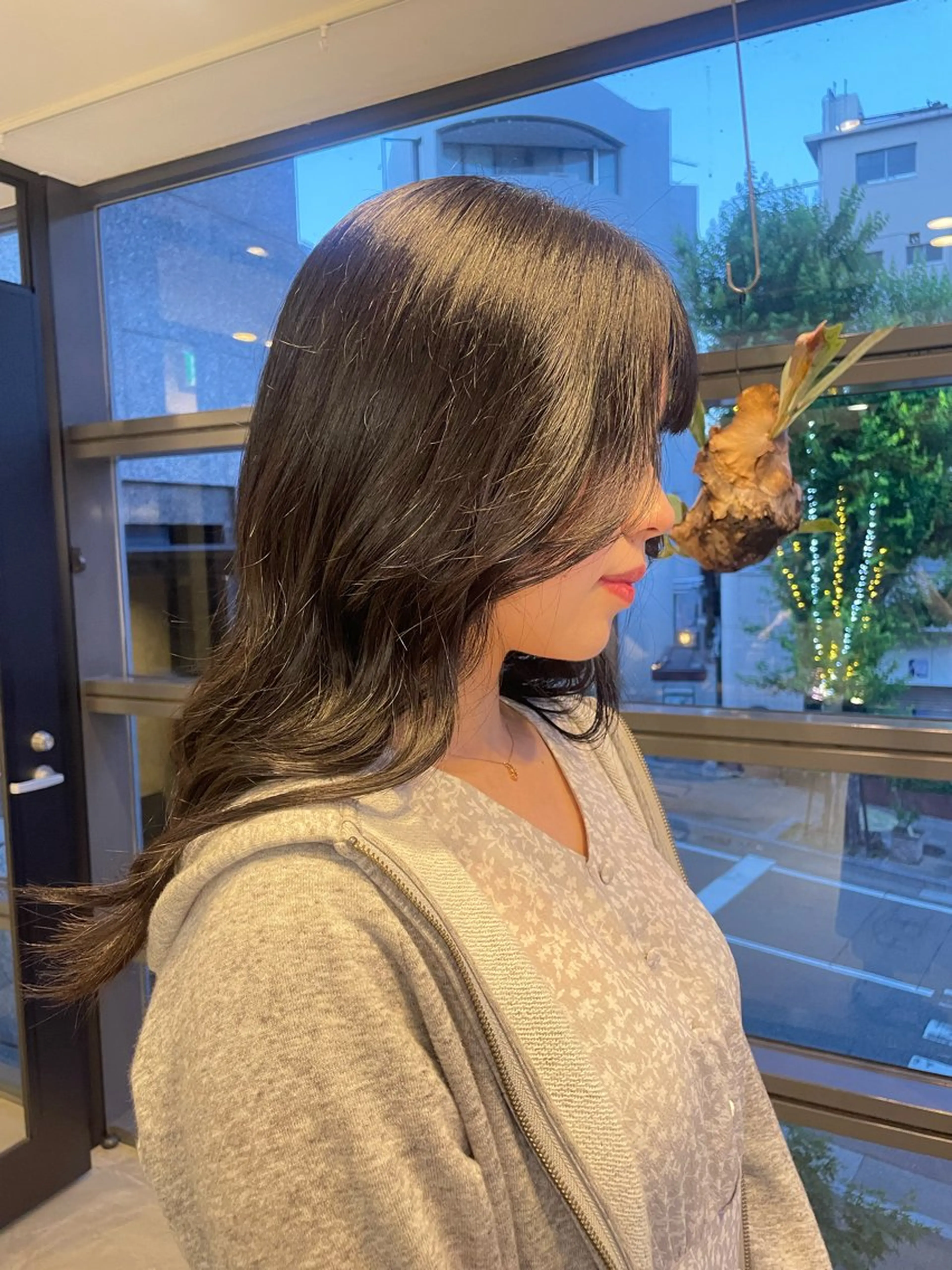 ロング カラー ヘアカラー 頼金 愛海のヘアスタイル