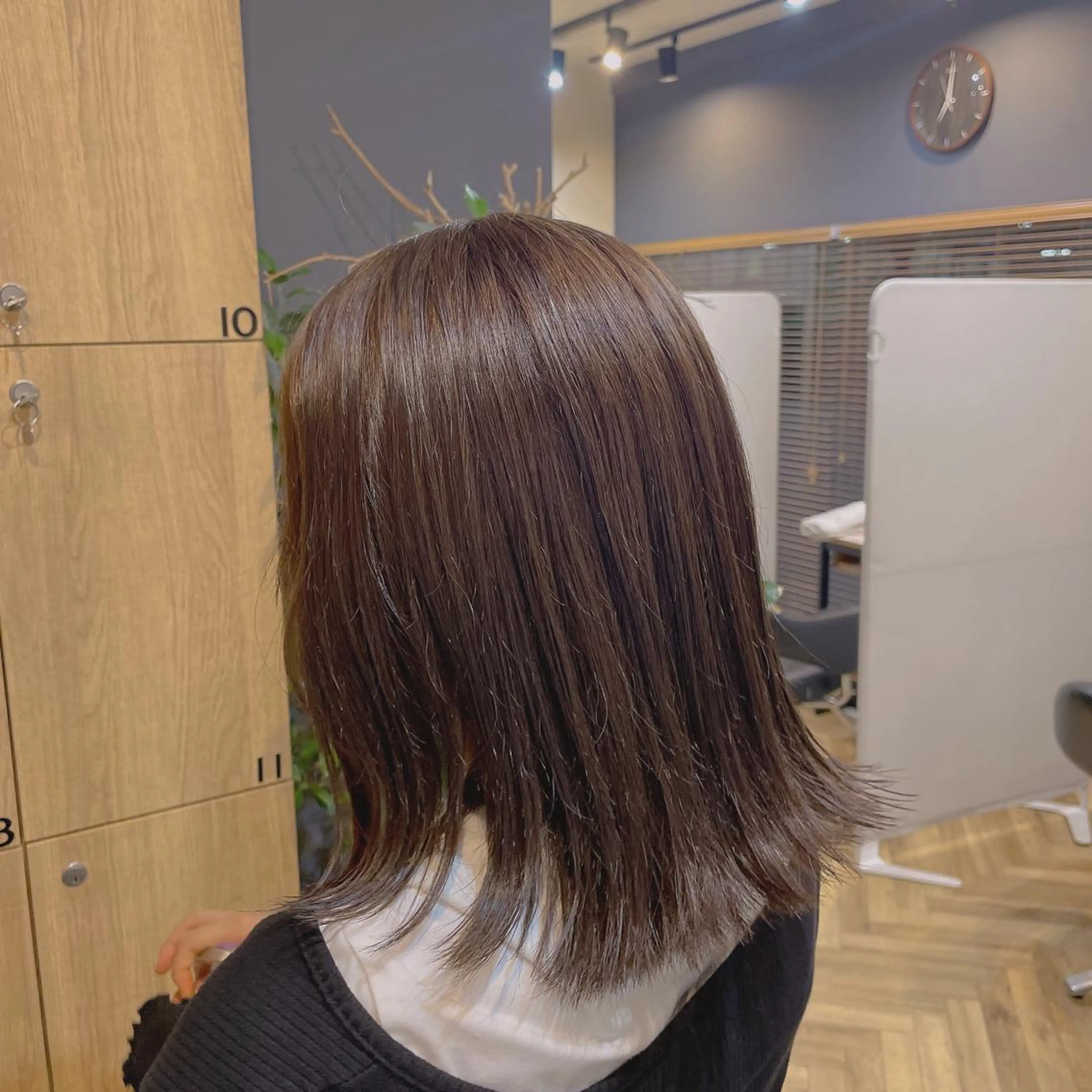 ミディアム カット ヘアカラー 韓国ヘア/レイヤー 🇰🇷/艶髪/長橋のヘアスタイル