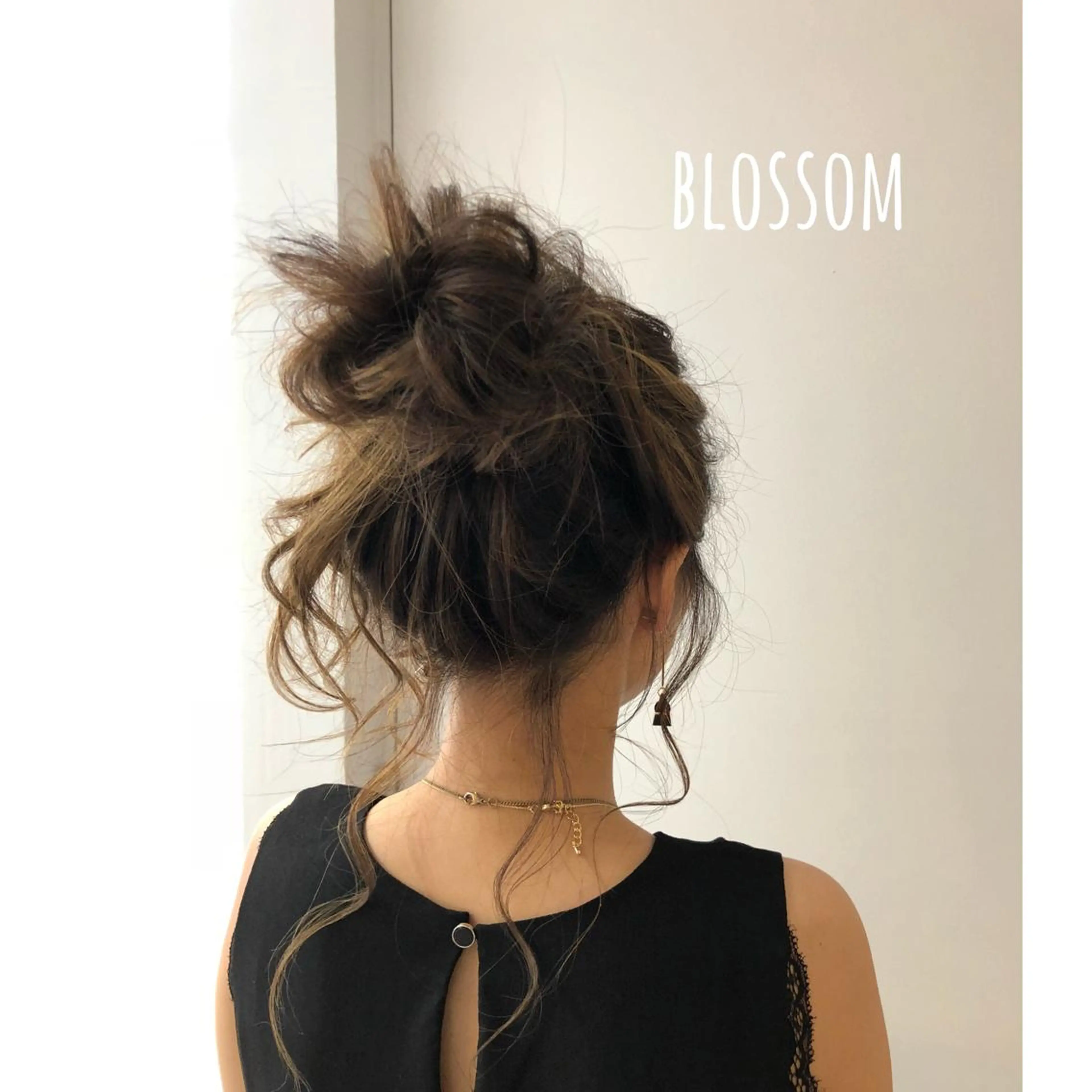 ヘアアレンジ ブリーチカラー🌈 石垣翔太のヘアスタイル