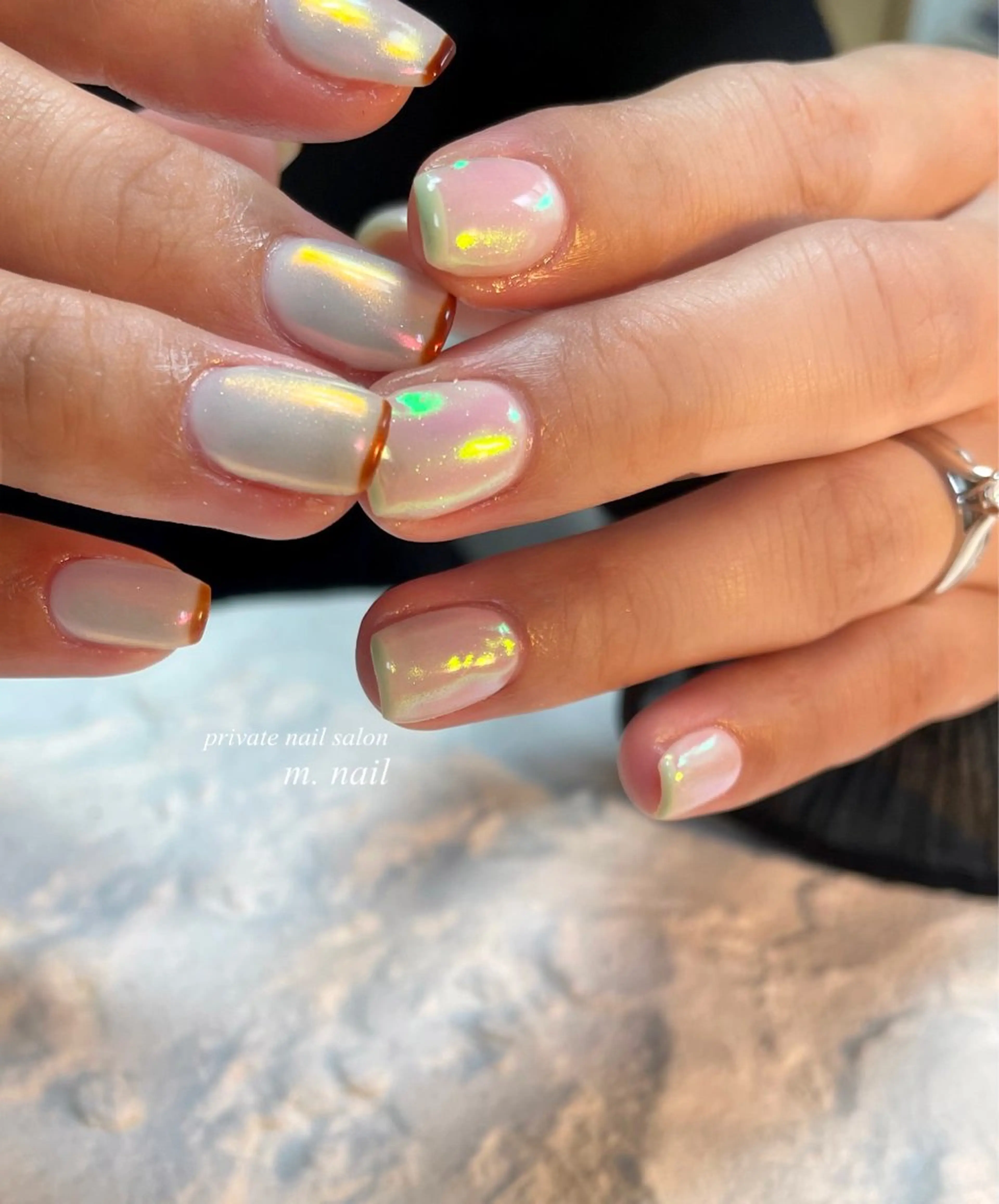 ネイル オーロラネイル フレンチネイル ミラーネイル シンプルネイル ハンドネイル m.nail salonのネイルデザイン