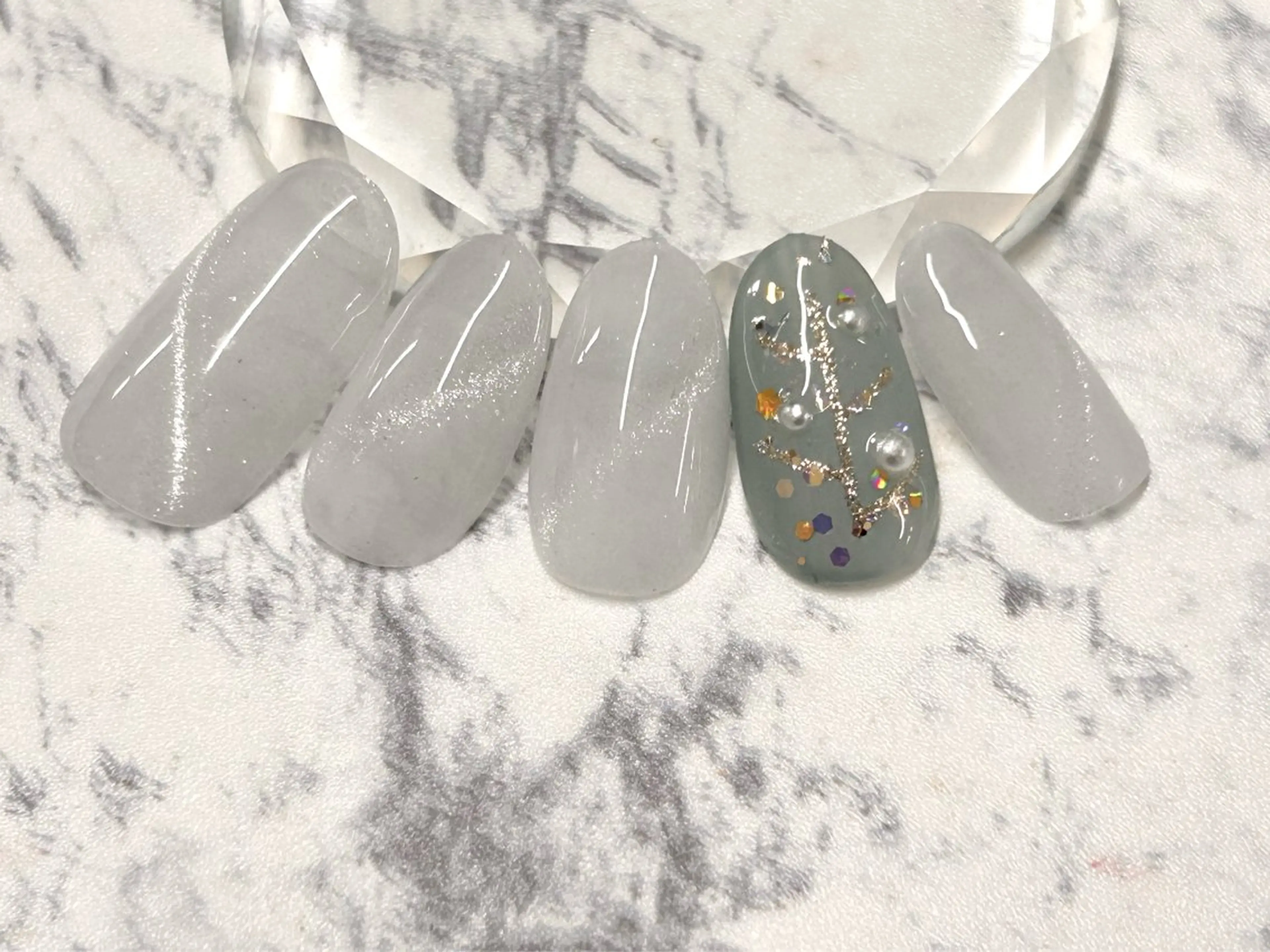 ネイル 杉山 ネイリストのネイルデザイン