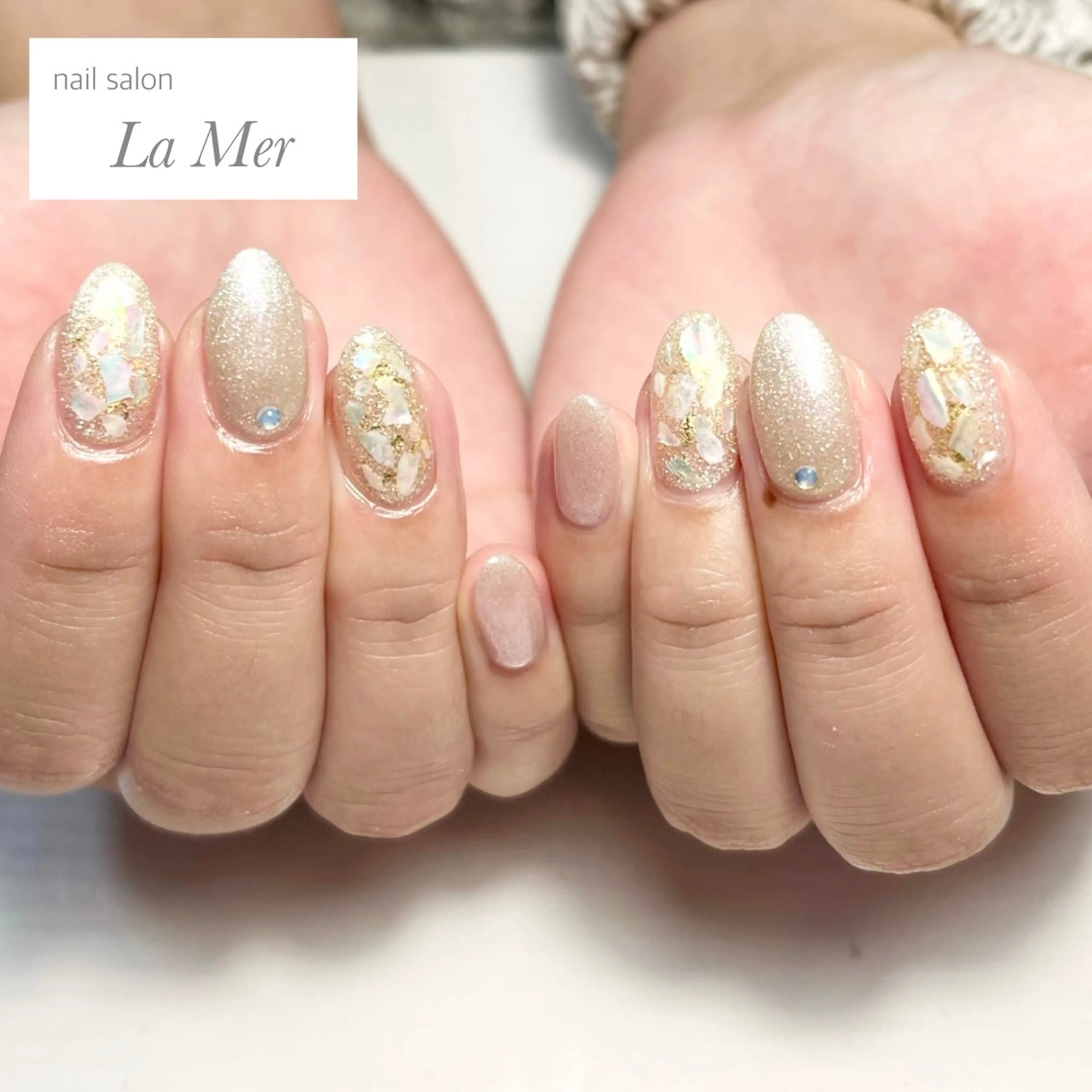 ネイル キラキラネイル マグネットネイル ピンク シンプルネイル 夏ネイル ハンドネイル nailsalon La Merのネイルデザイン