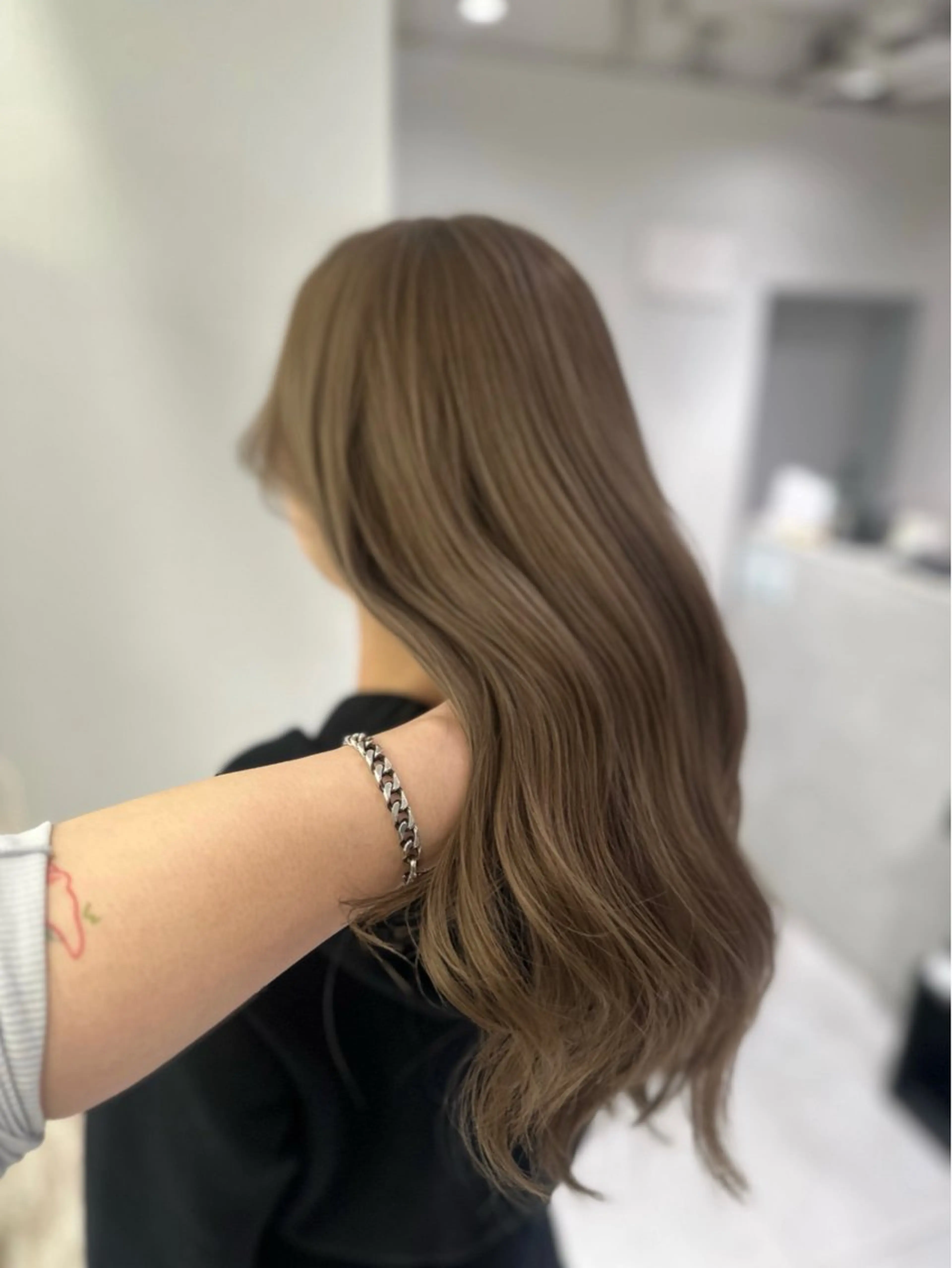 ロング カラー ヘアカラー ate.心斎橋 RYUKAのヘアスタイル