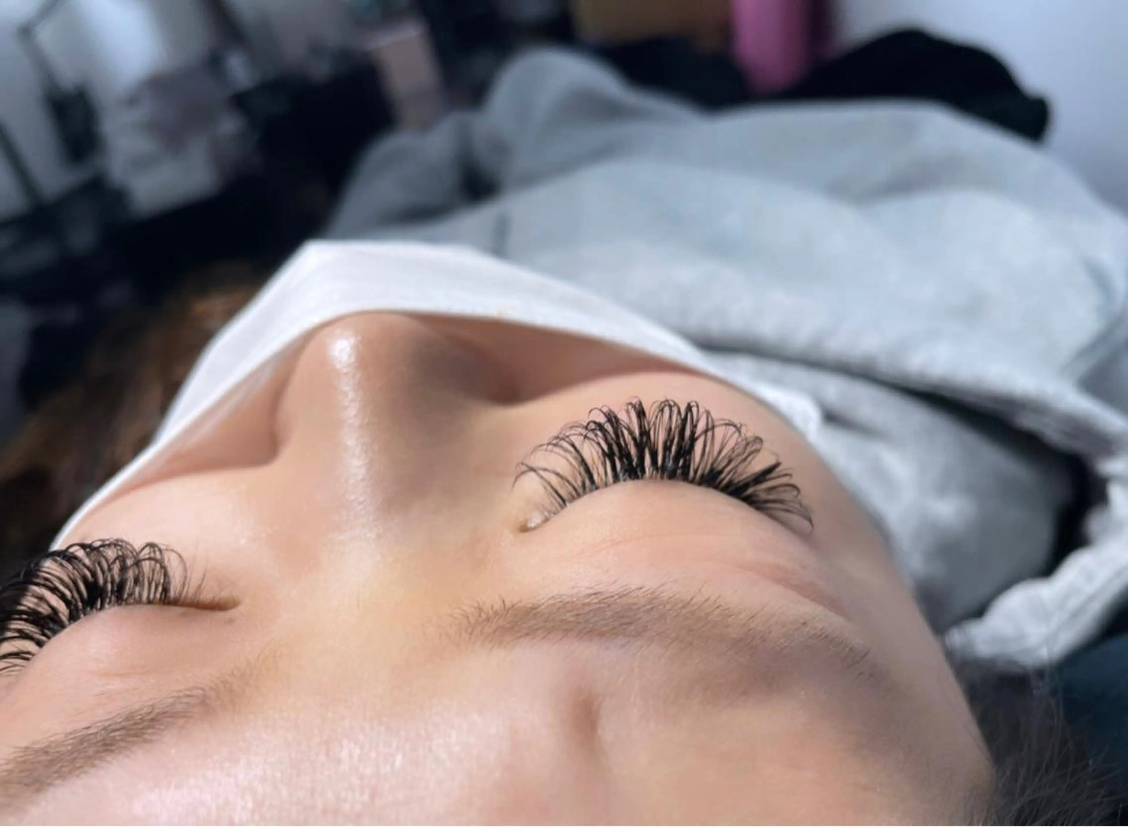 SESUNNY セサニー　SEIRAのマツエク・マツパデザイン