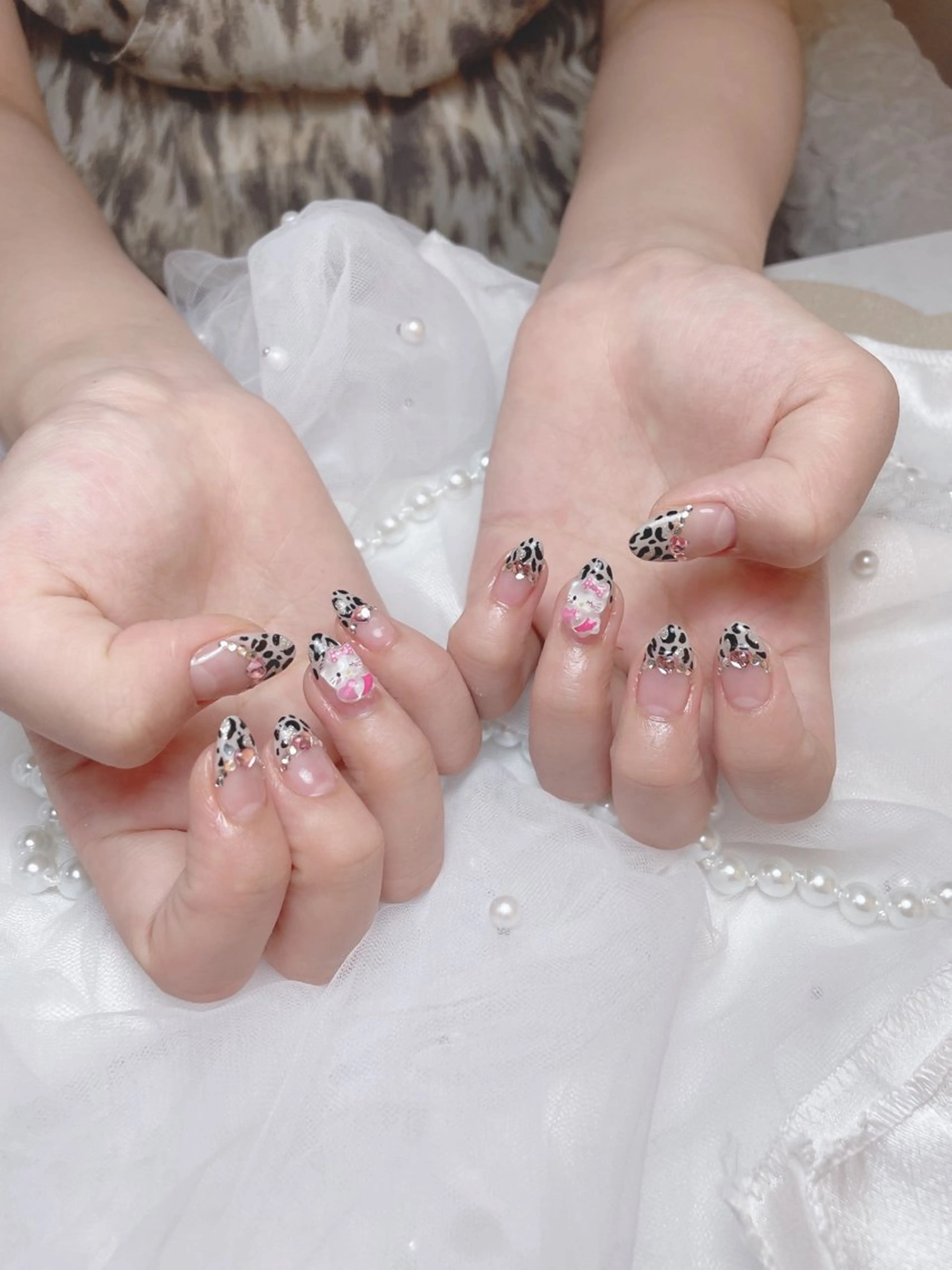 ネイル フットネイル フレンチネイル ジェルネイル ガーリー グラデーション DigNail Moeのネイルデザイン