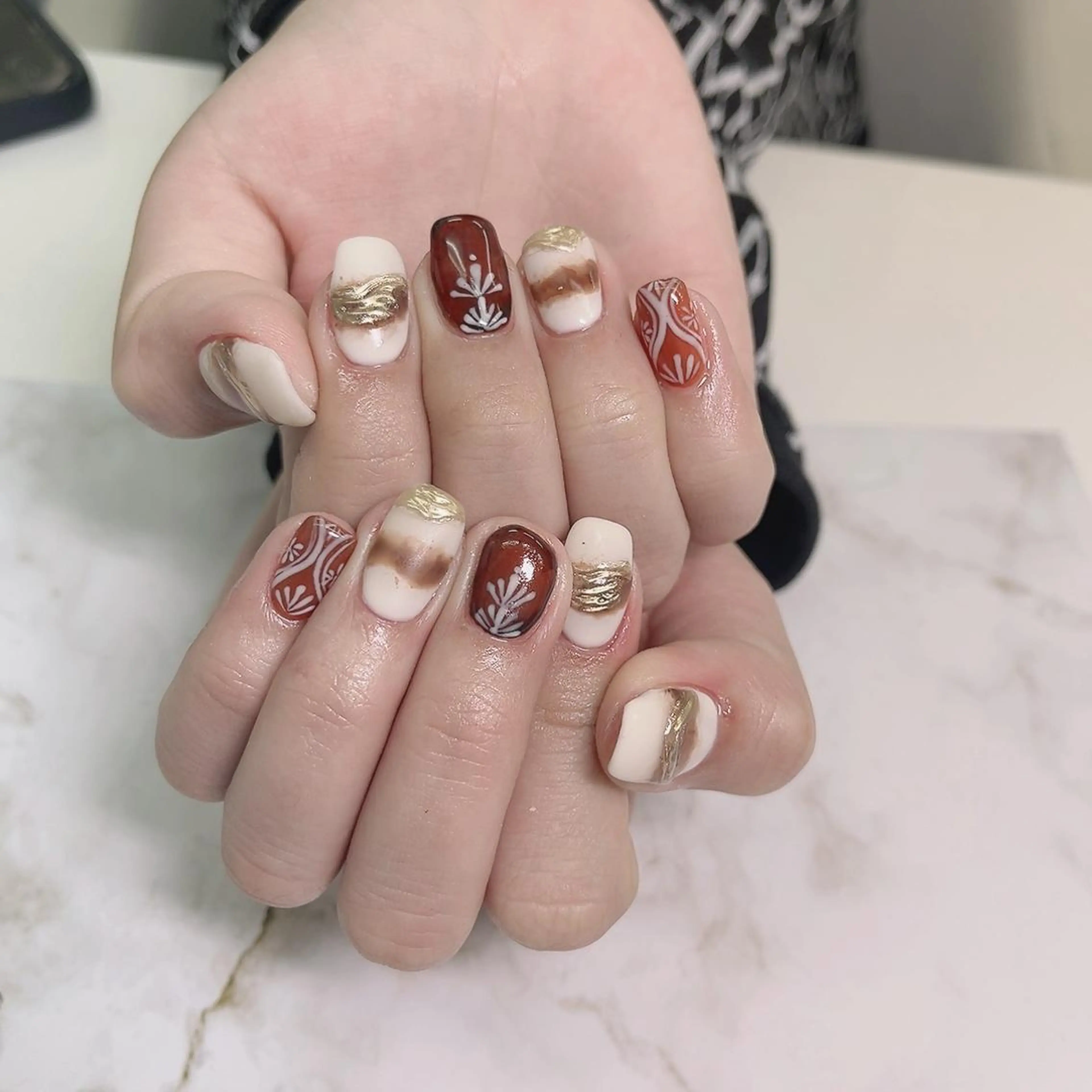 ネイル 🦋ネイルサロン ブラン🌈ゆりのネイルデザイン