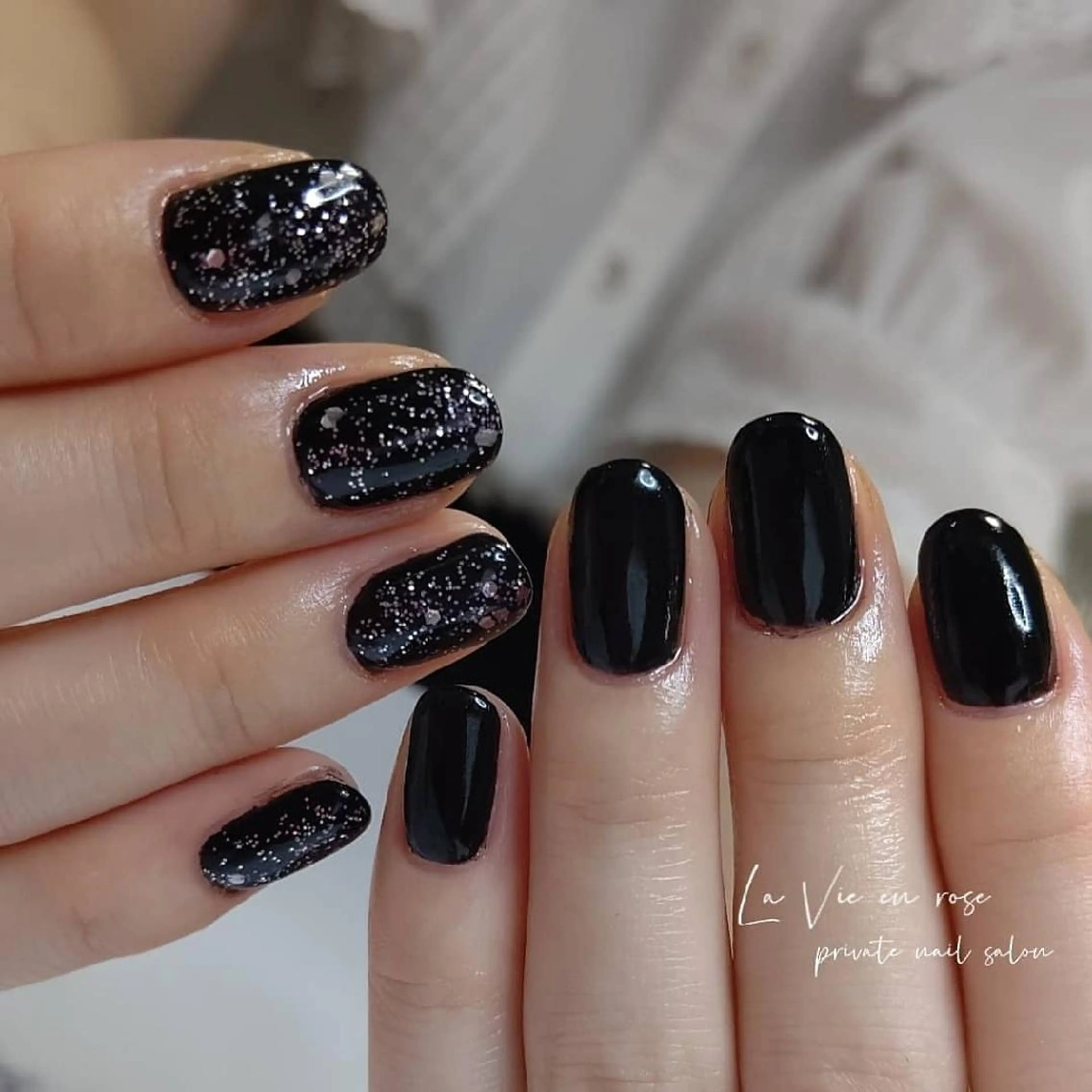 ネイル ラヴィアン ローズのネイルデザイン