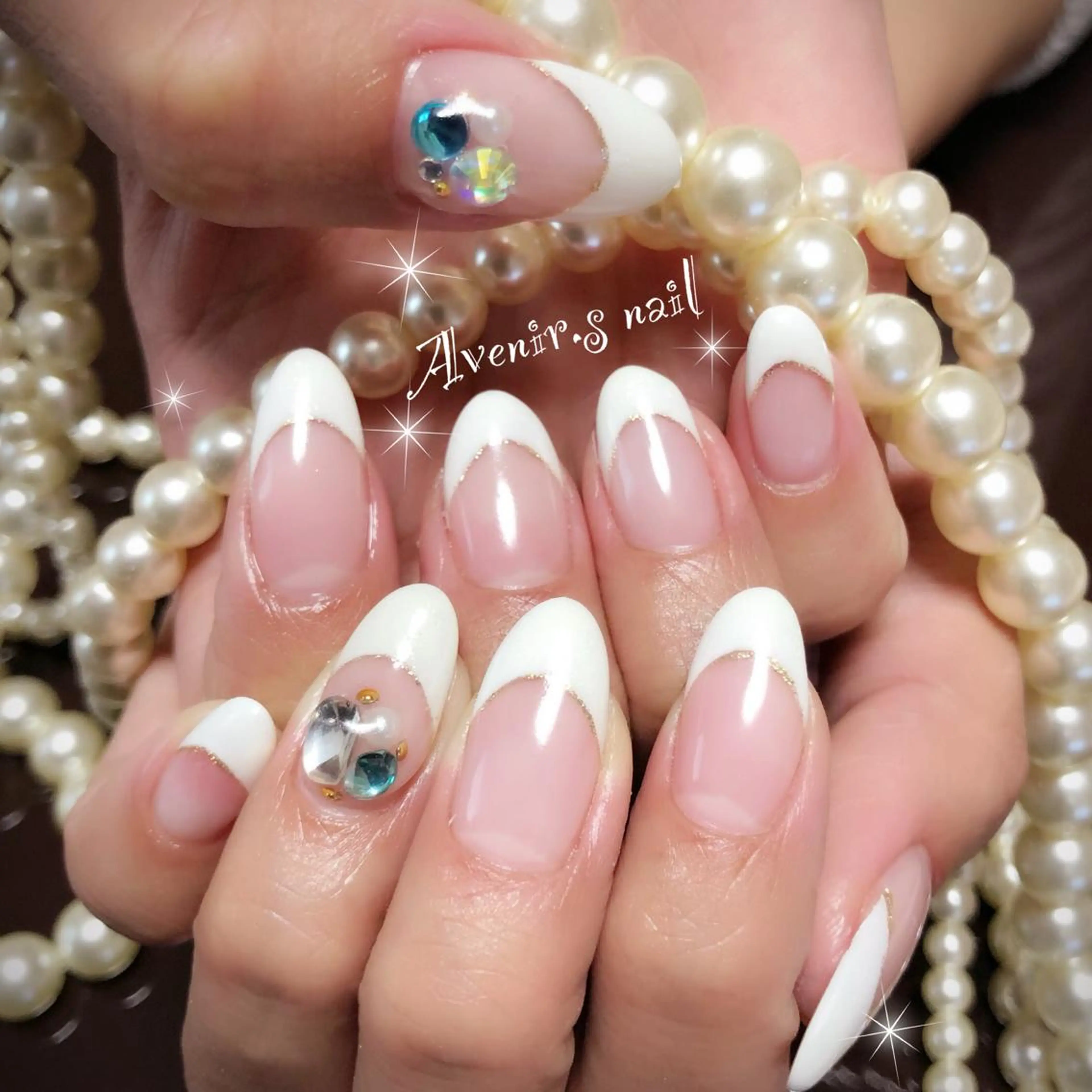 ネイル フレンチネイル ラメ(グリッター) Home Salon Avenir.のネイルデザイン