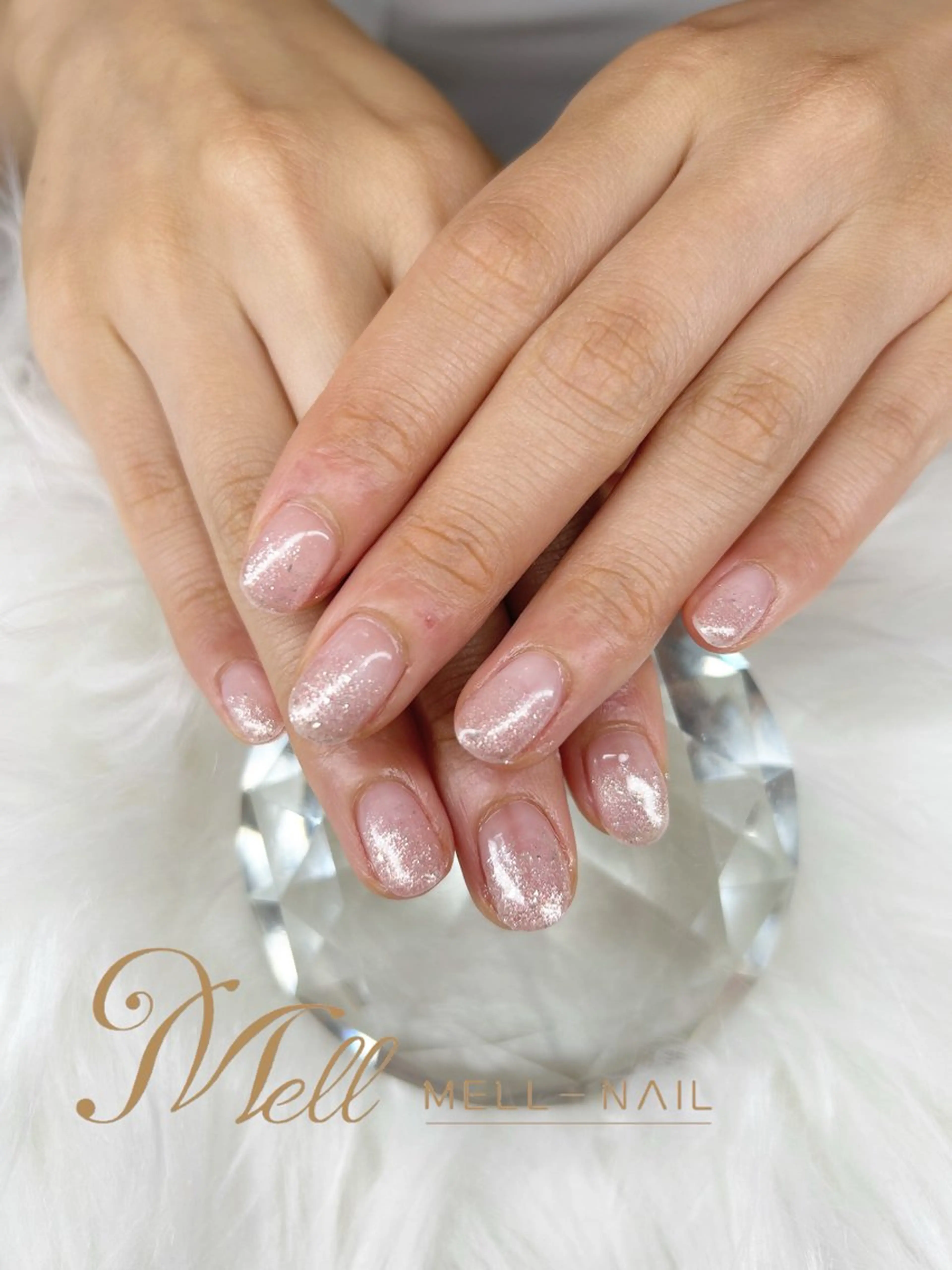 ネイル MELL-NAIL所属・Ayaka. MELL-NAILのネイルデザイン