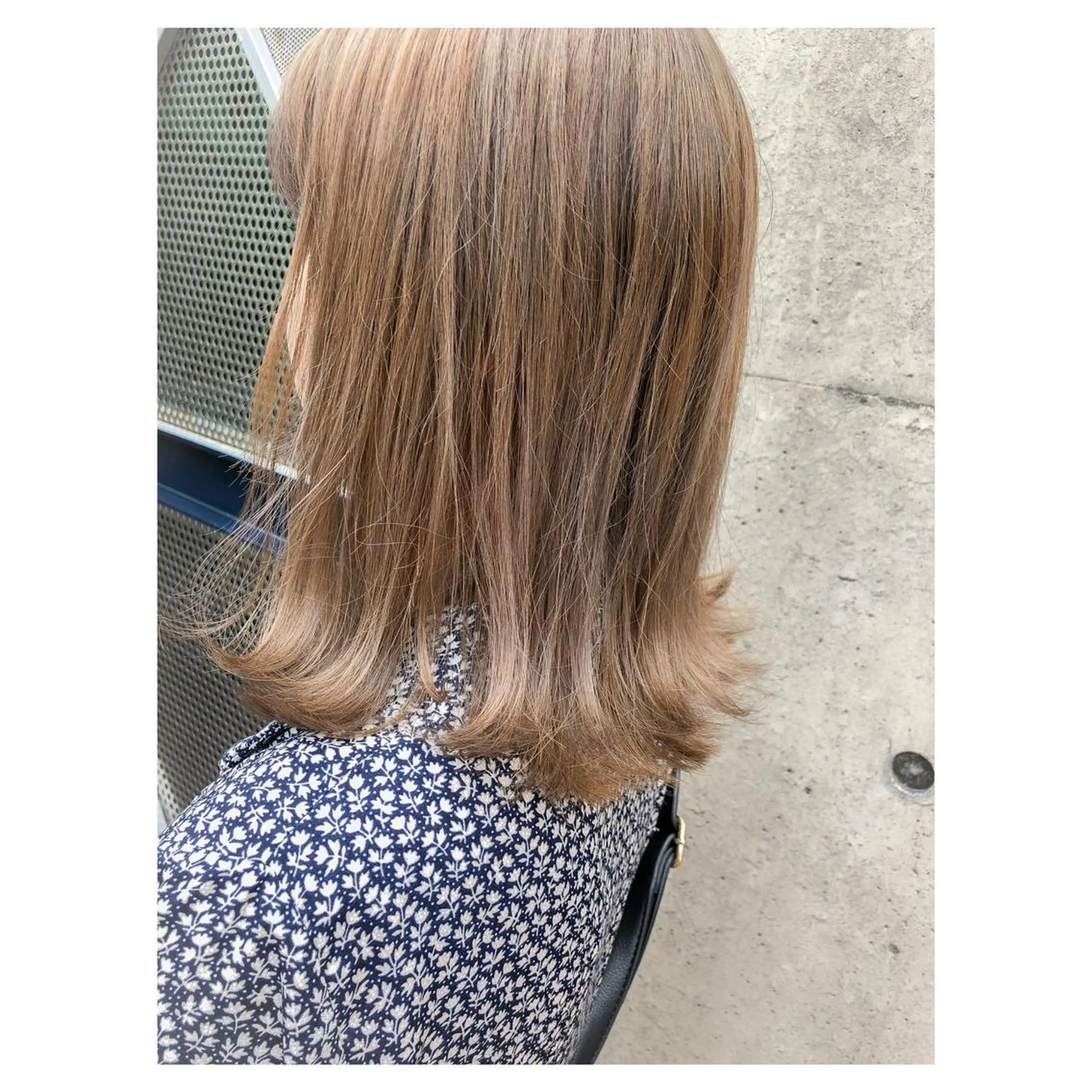 ミディアム カラー ベージュカラー ブリーチ 透明感カラー カット ヘアカラー トリートメント ヘアセット センスをお届けします 大谷将生INFPのヘアスタイル