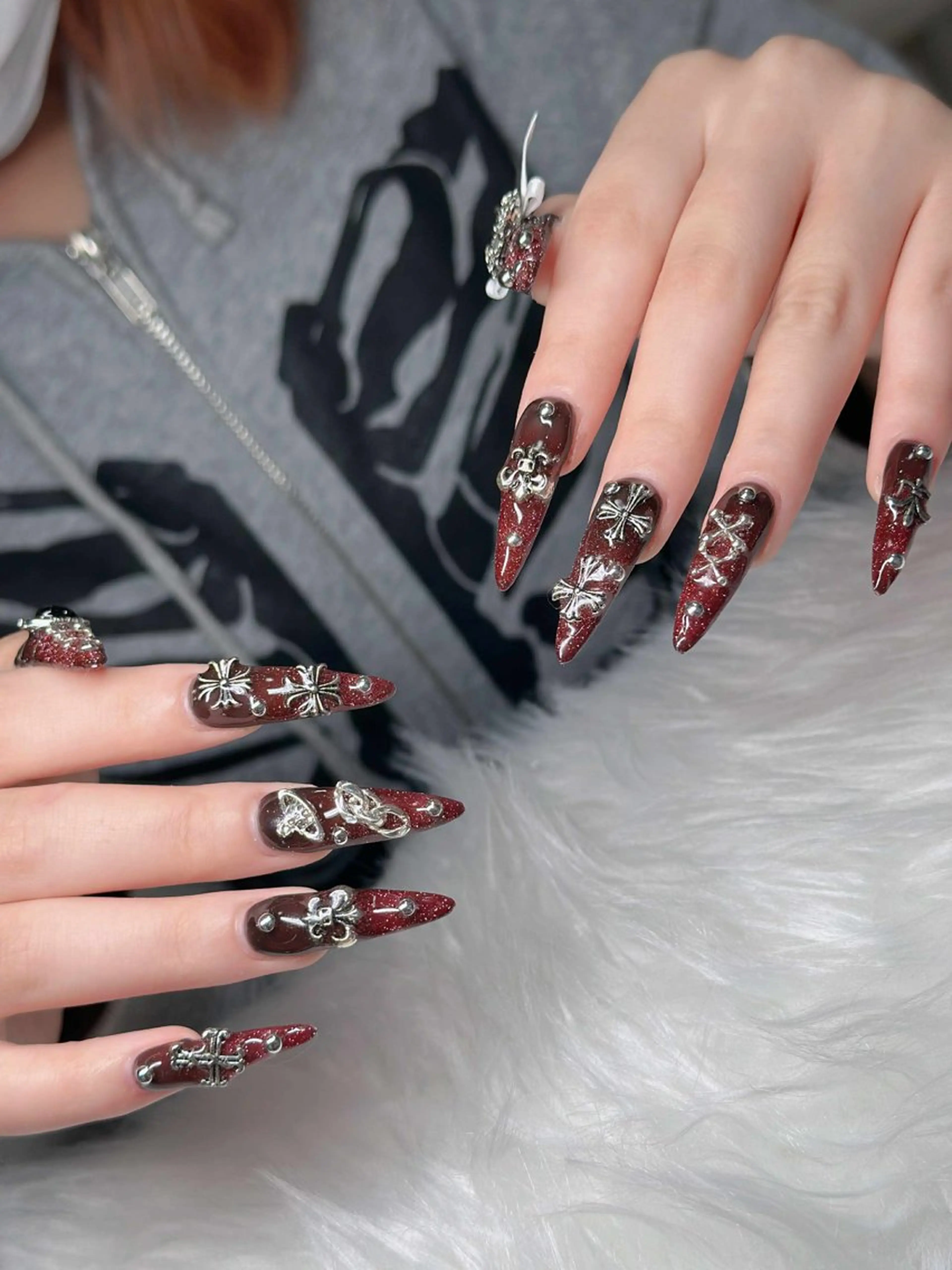 ネイル オーロラネイル フレンチネイル ジェルネイル ハロウィン キラキラネイル ハンドネイル H.baby Nail Salonのネイルデザイン