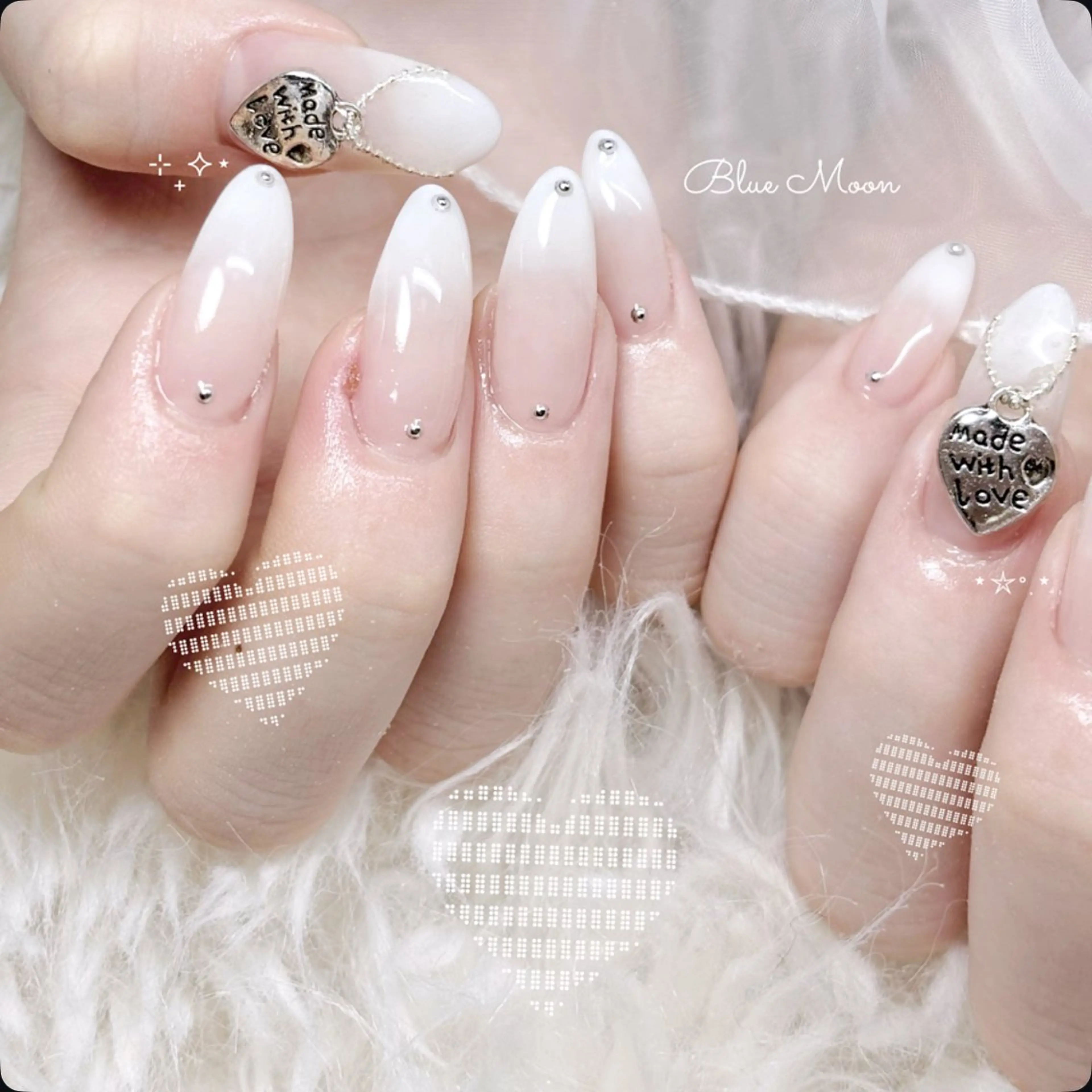 ネイル ストーンネイル ハンドネイル ハンドケア nail salon Blue Moonのネイルデザイン