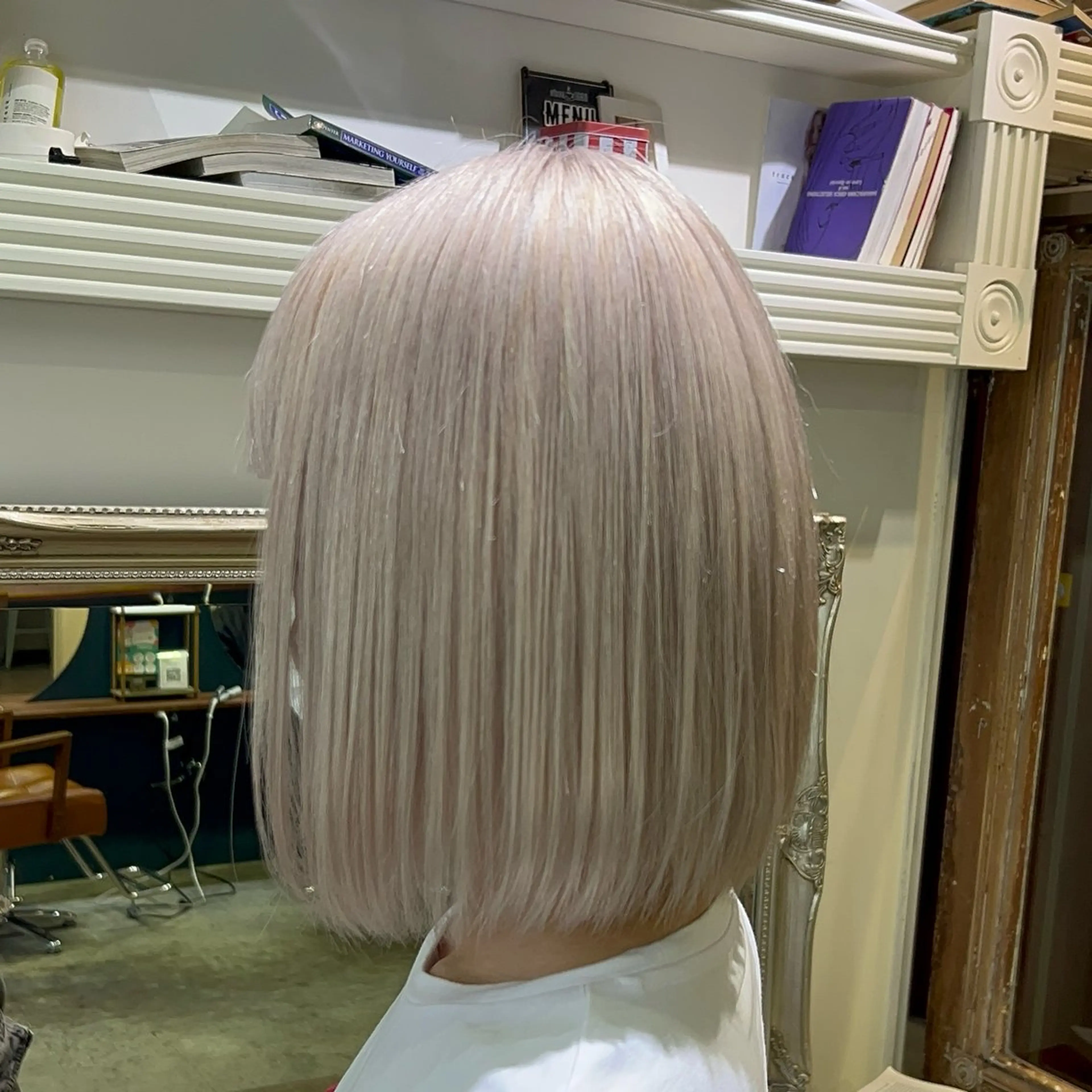 ミディアム カラー ヘアカラー トリートメント ヘッドスパ ヘアセット オカベ ショウマのヘアスタイル