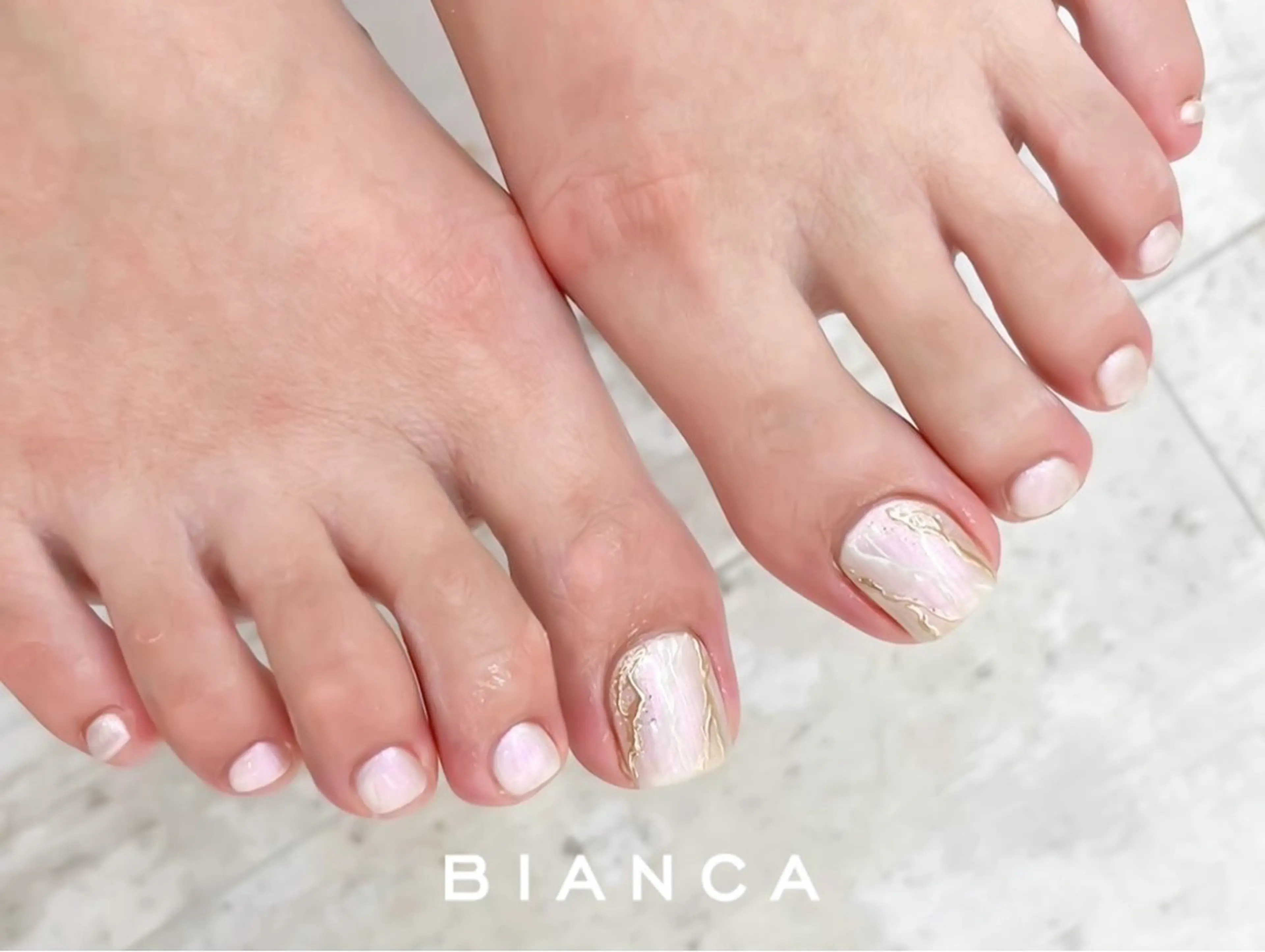 ネイル フットネイル 🕊️Bianca 児玉🕊️のネイルデザイン
