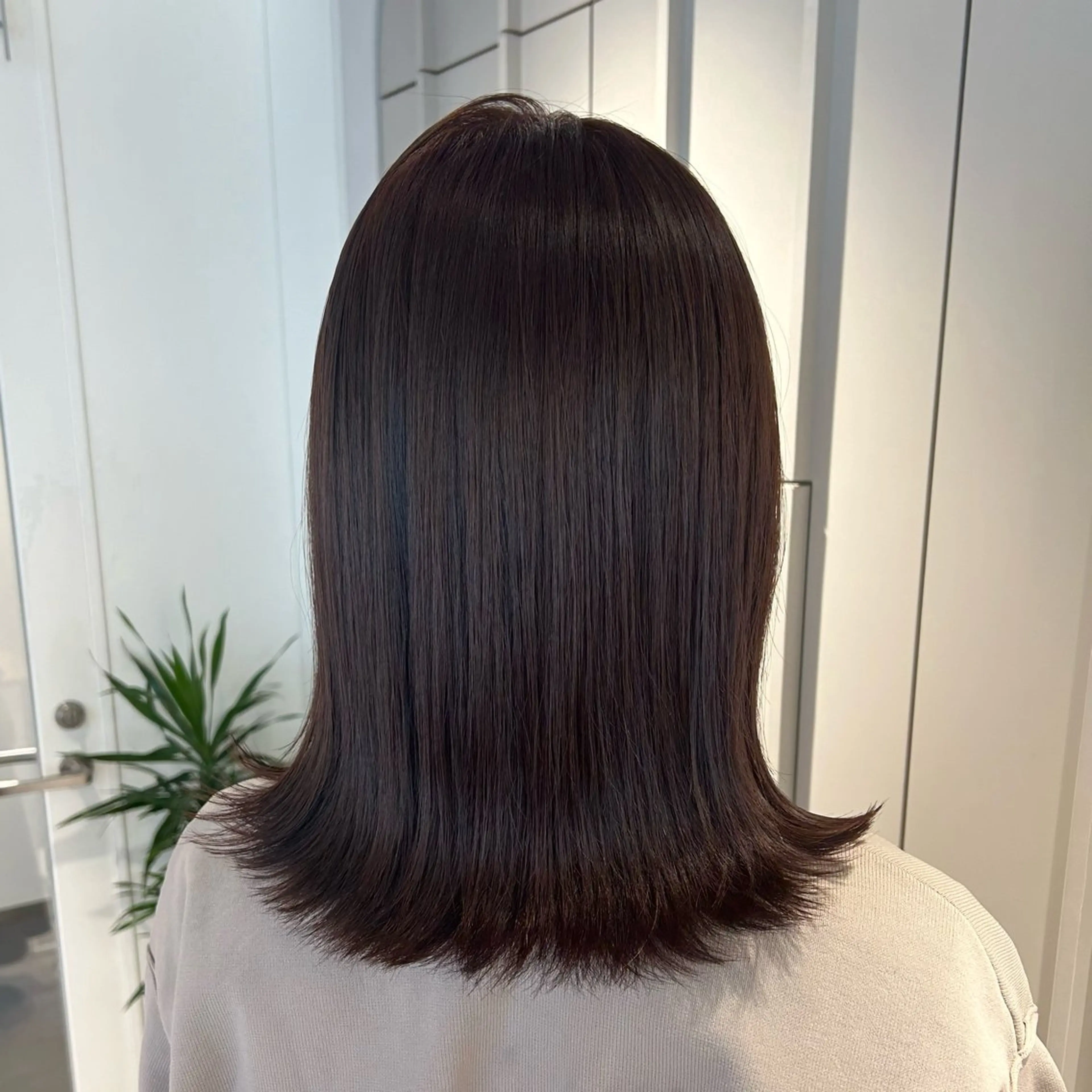 ミディアム カラー カット ヘアカラー トリートメント 若狭 愛梨のヘアスタイル