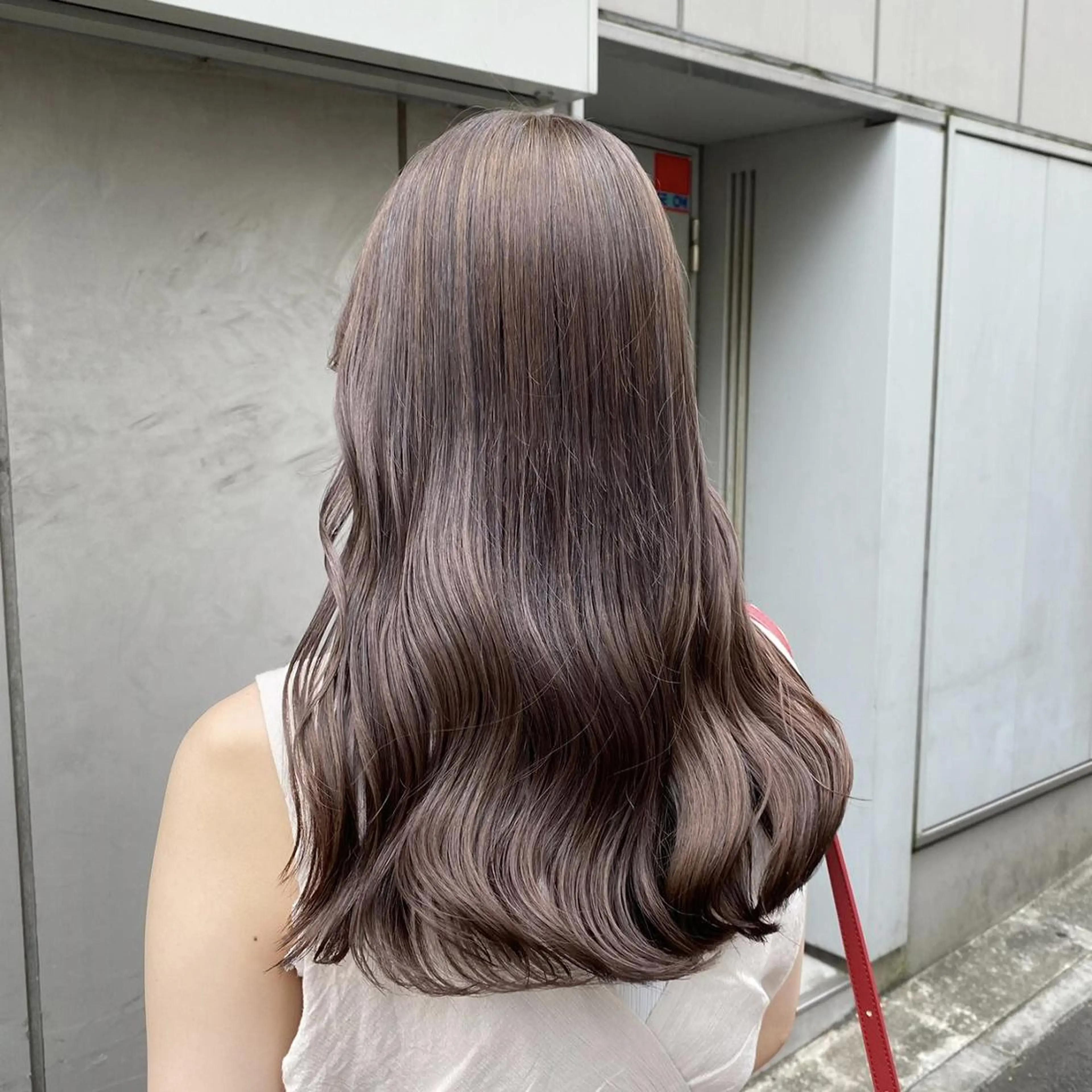 カラー *🤍モデル募集 艶カラー🤍のヘアスタイル