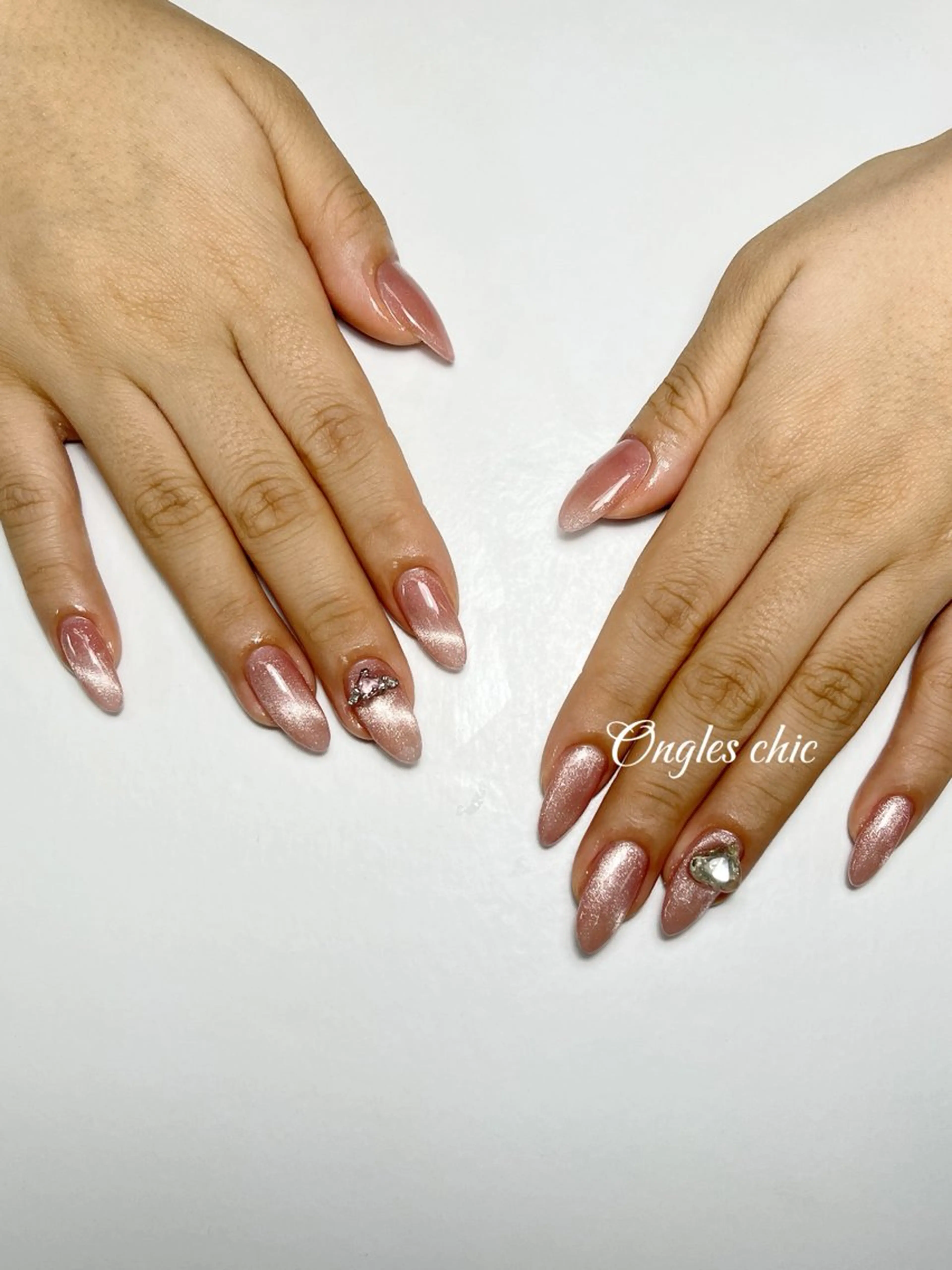ネイル ハンドネイル ハンドケア ongles chic❤️のネイルデザイン