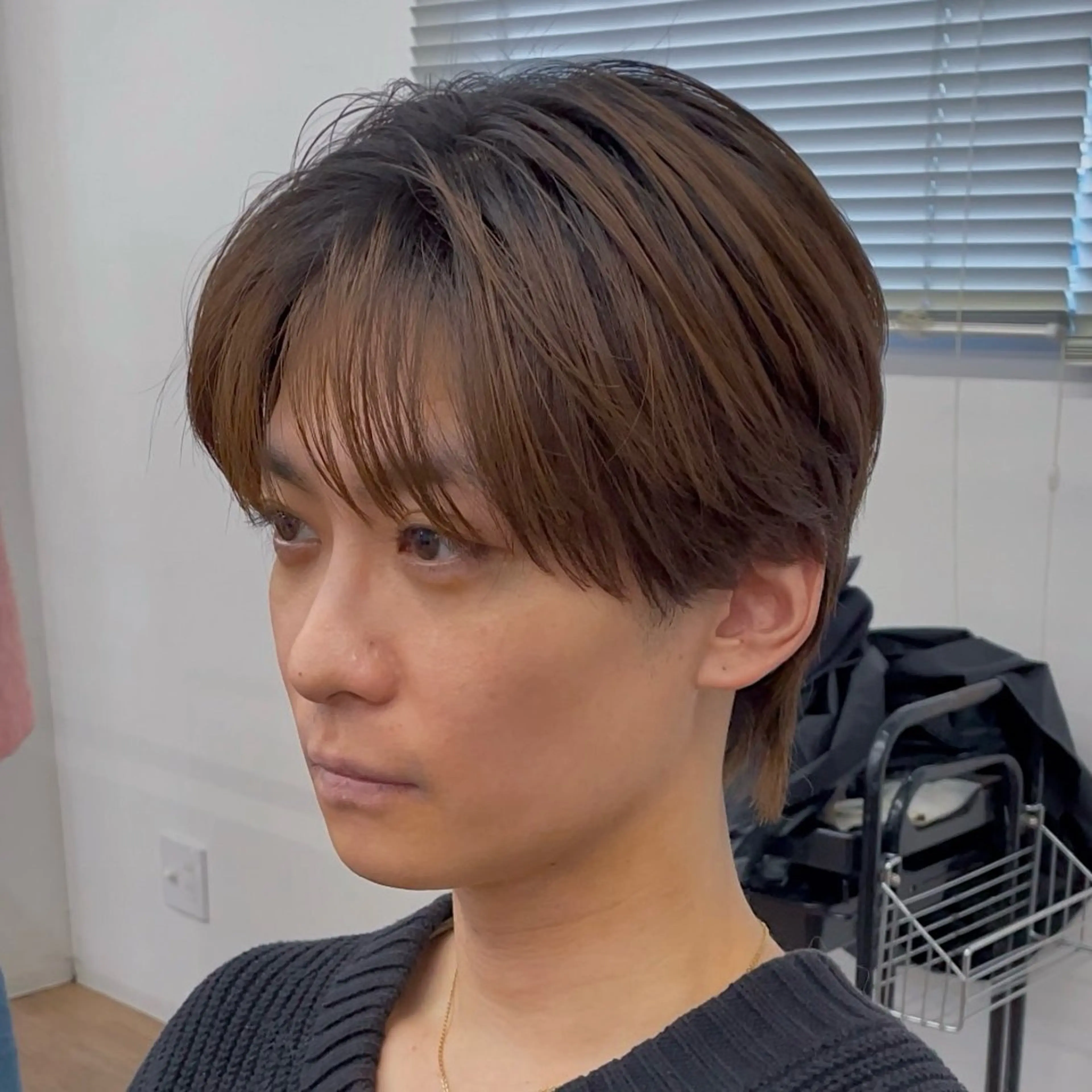 ショート ハイライト 韓国風ヘア レイヤーカット ショートヘア 縮毛矯正 🫧 下島友弥 【メンズ特化美容師】のヘアスタイル