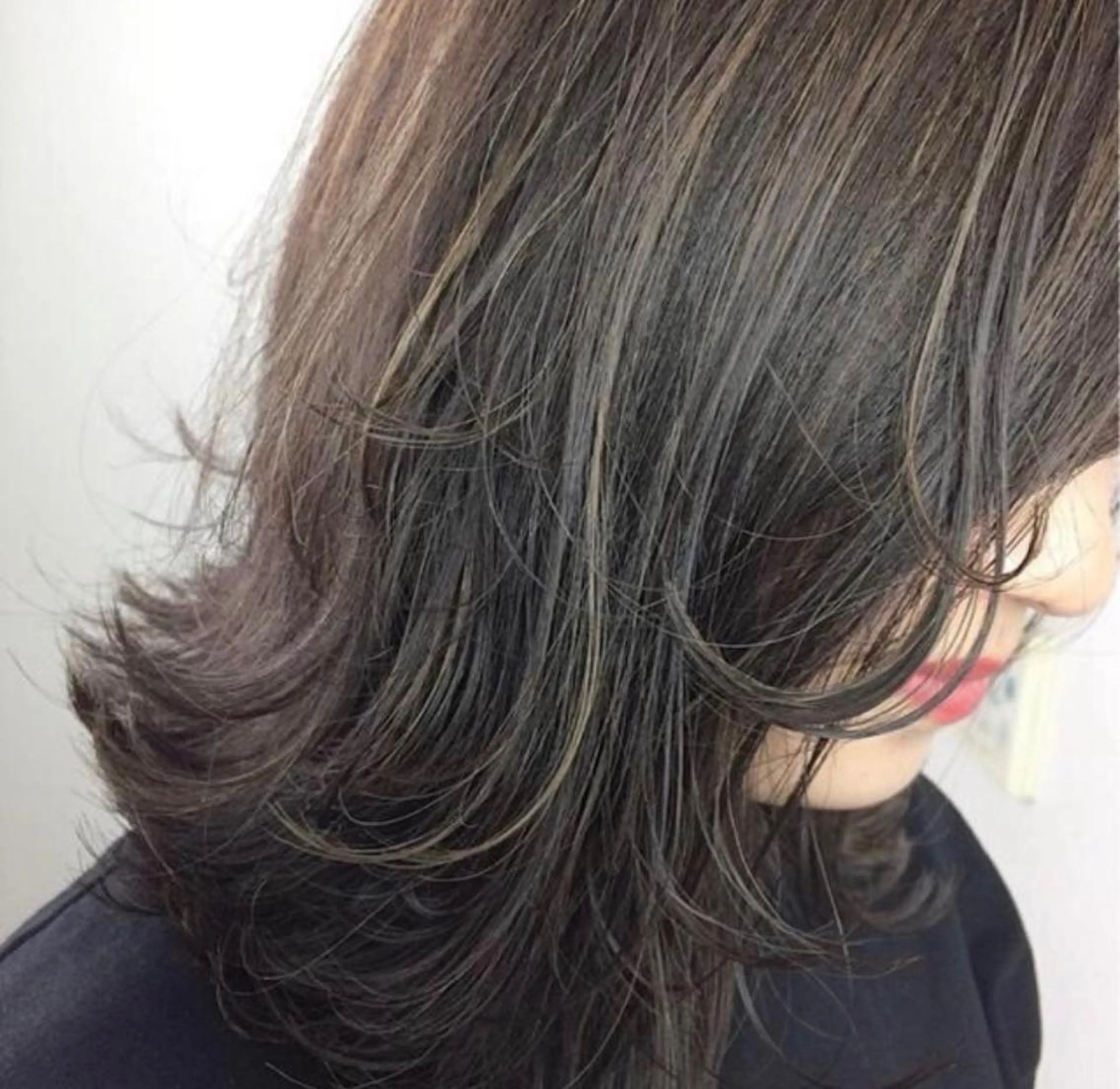 ミディアム ハイライト mono.所属・南茨/ヘッドスパ /カット/momoのヘアスタイル
