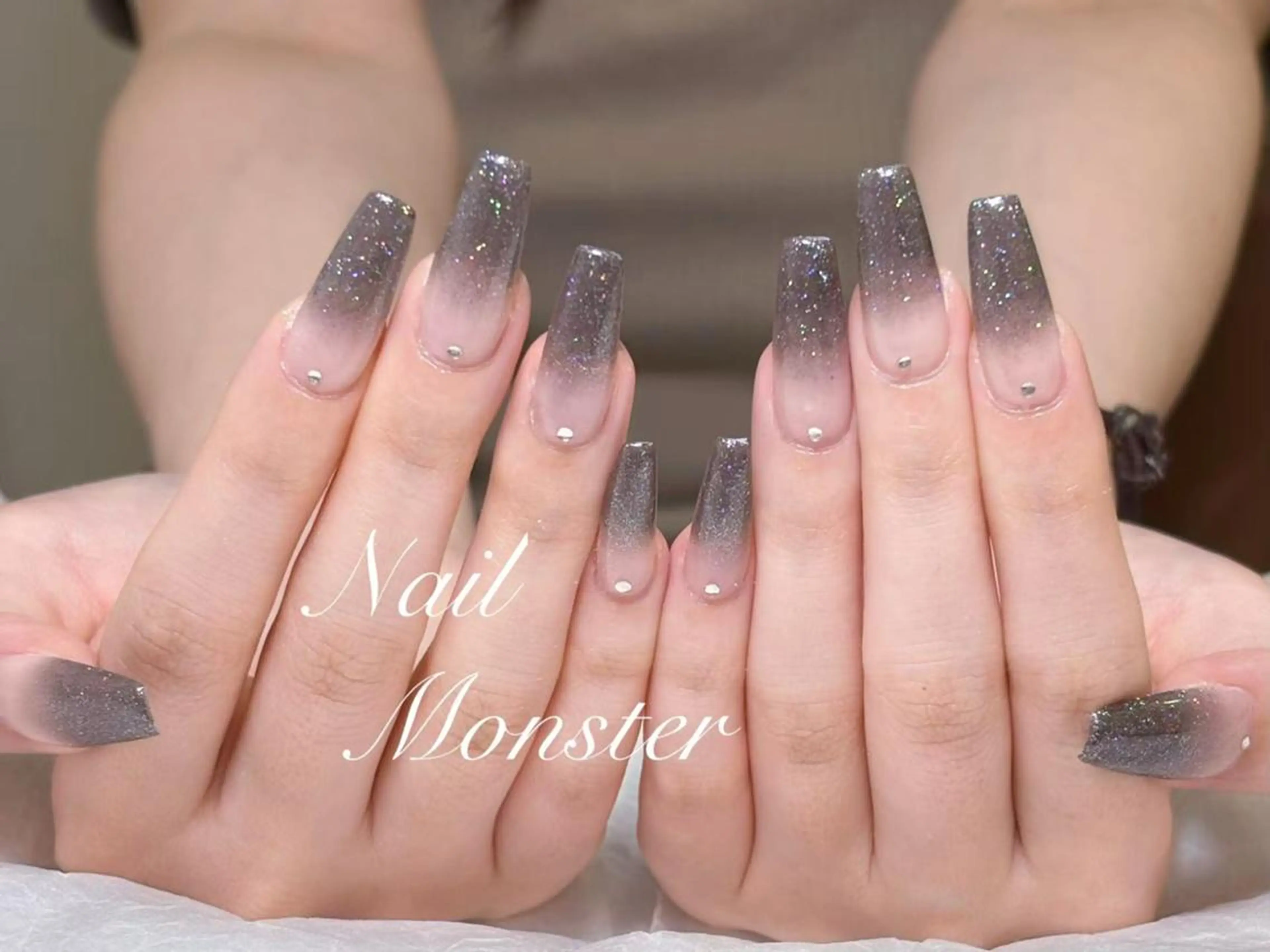 ネイル ハンドネイル NAIL MONSTERのネイルデザイン