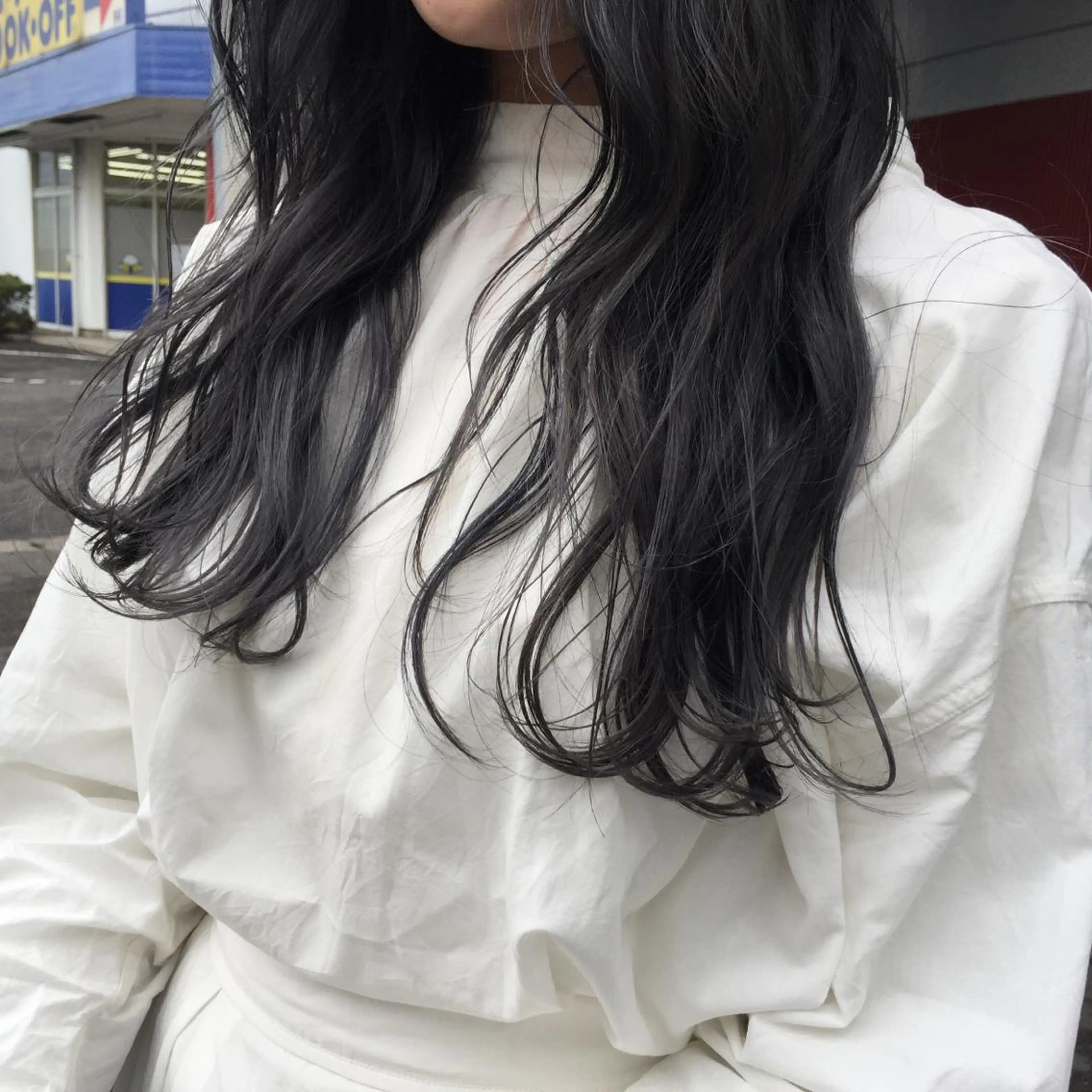 ロング アッシュ 外国人風カラー juve. 別府のヘアスタイル