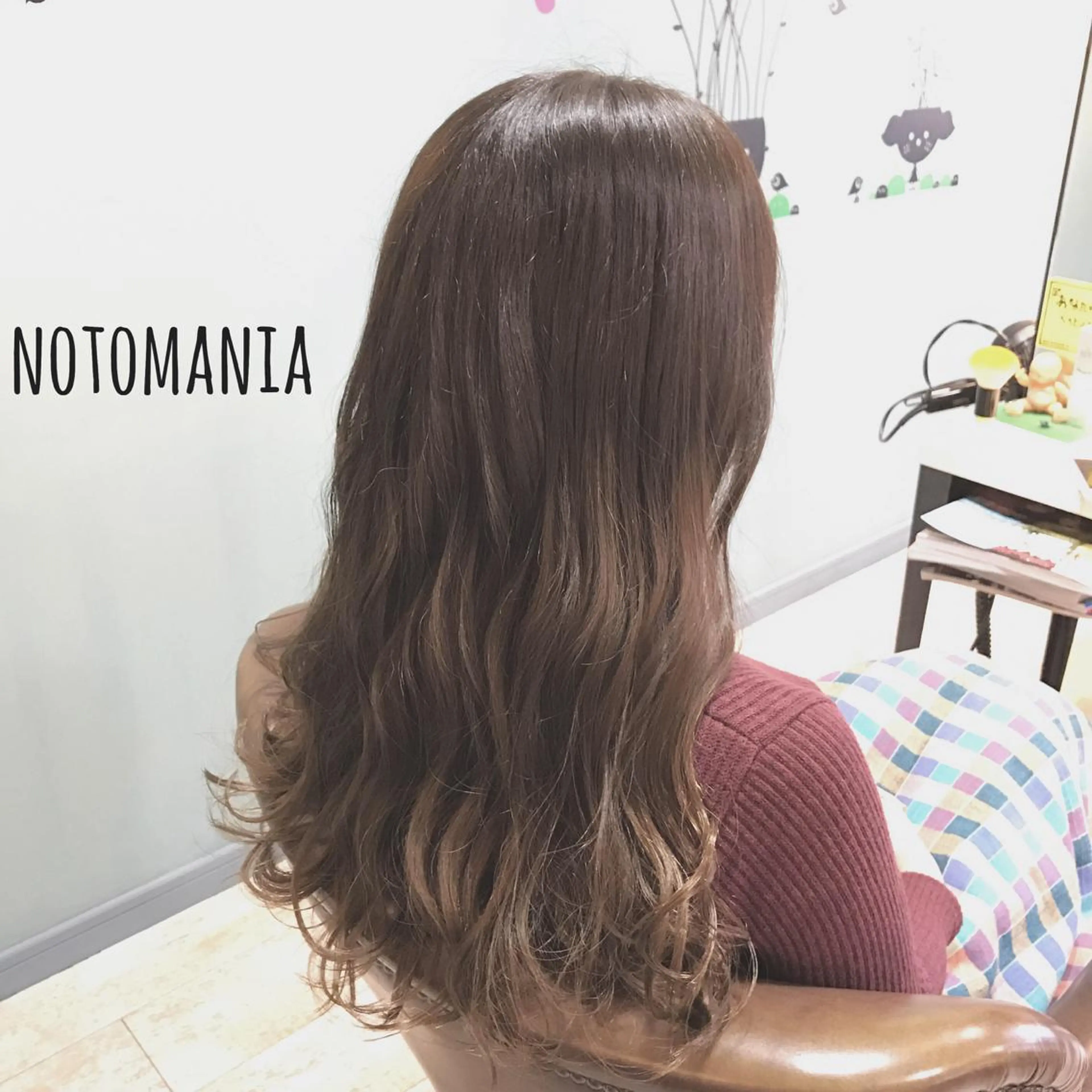 ミディアム セミロング ロング カラー ベージュカラー グラデーションカラー 外国人風カラー イシハラ アズサのヘアスタイル