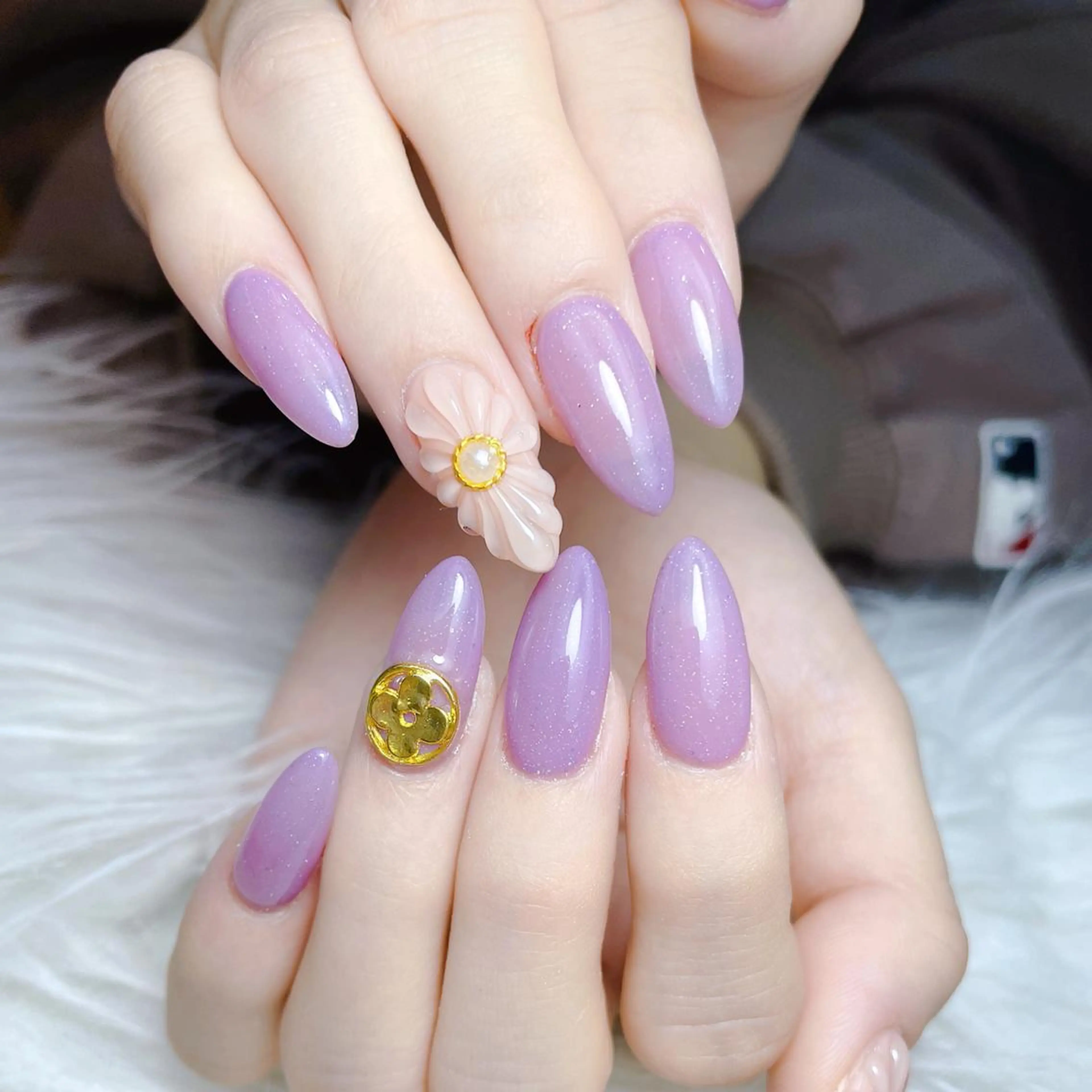 ネイル クリアネイル フラッシュネイル フラワーネイル グラデーション キラキラネイル ハンドネイル NailPrincess所属・princess スカルプ専門店のネイルデザイン