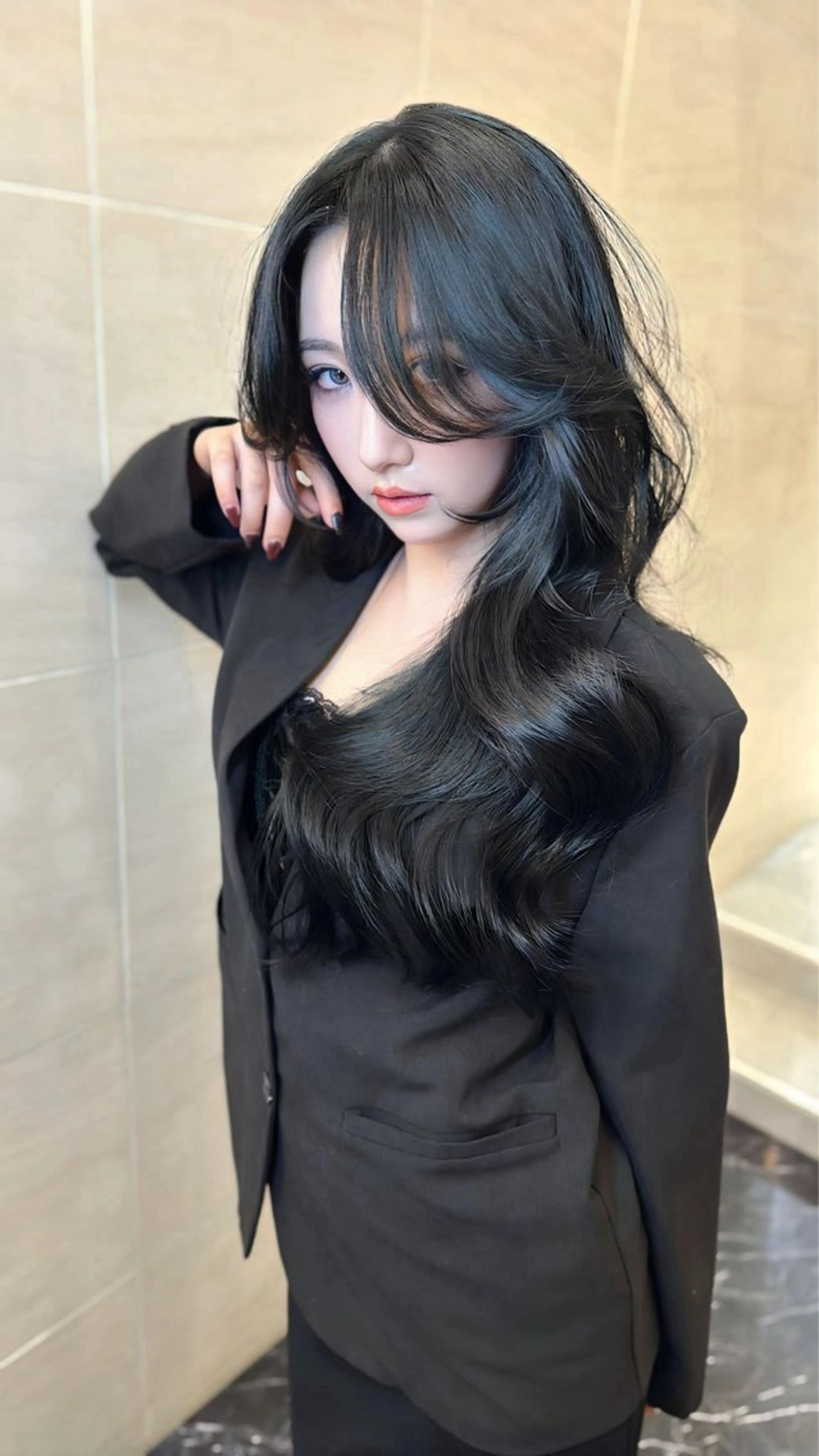ロング カット ヘアカラー 中韓🇨🇳🇰🇷 🤍TAKAHIROのヘアスタイル