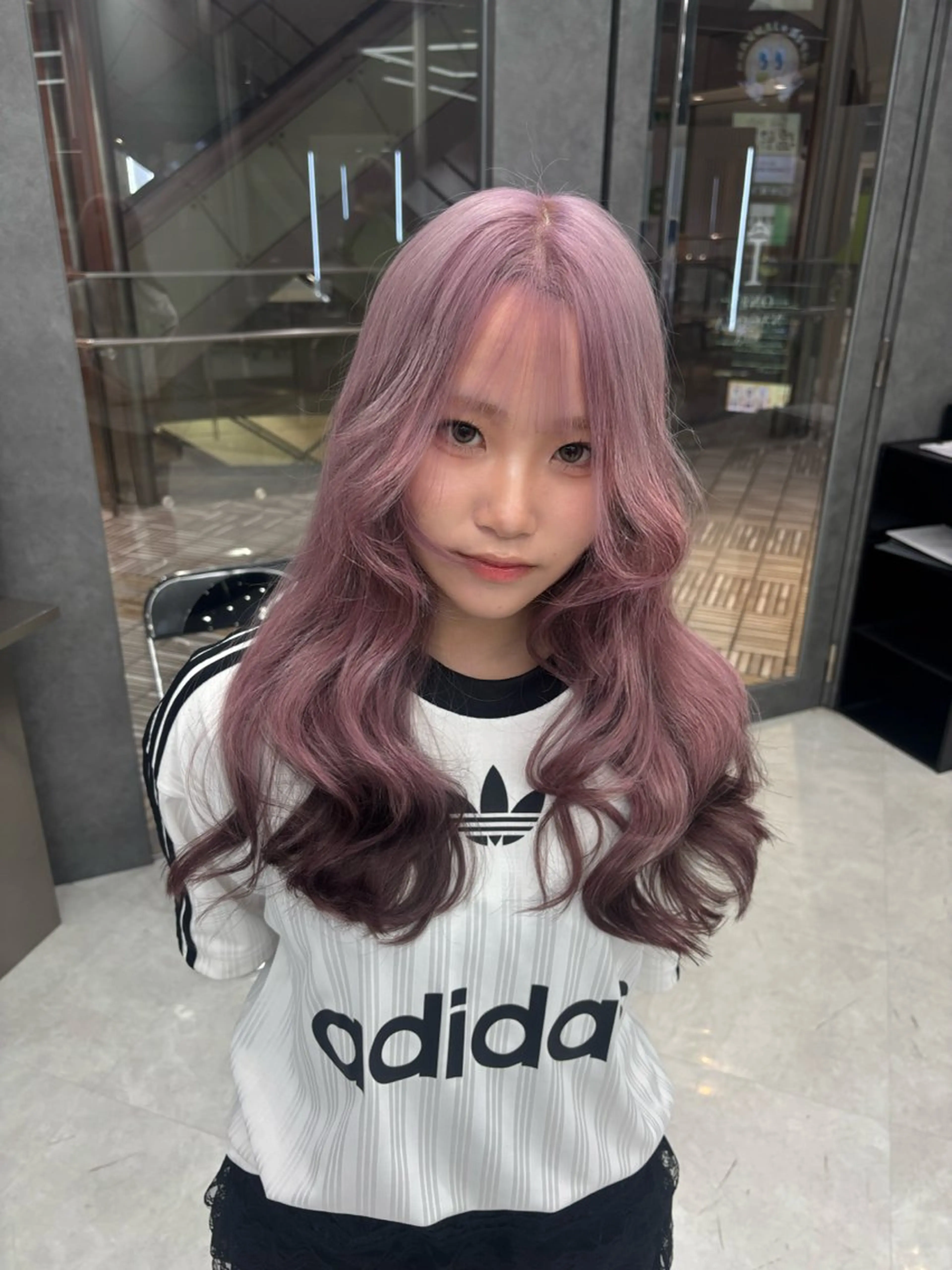 ロング カラー ヘアアレンジ ヘアカラー トリートメント ミルクティー/ピンク カラー/ みう🎀のヘアスタイル