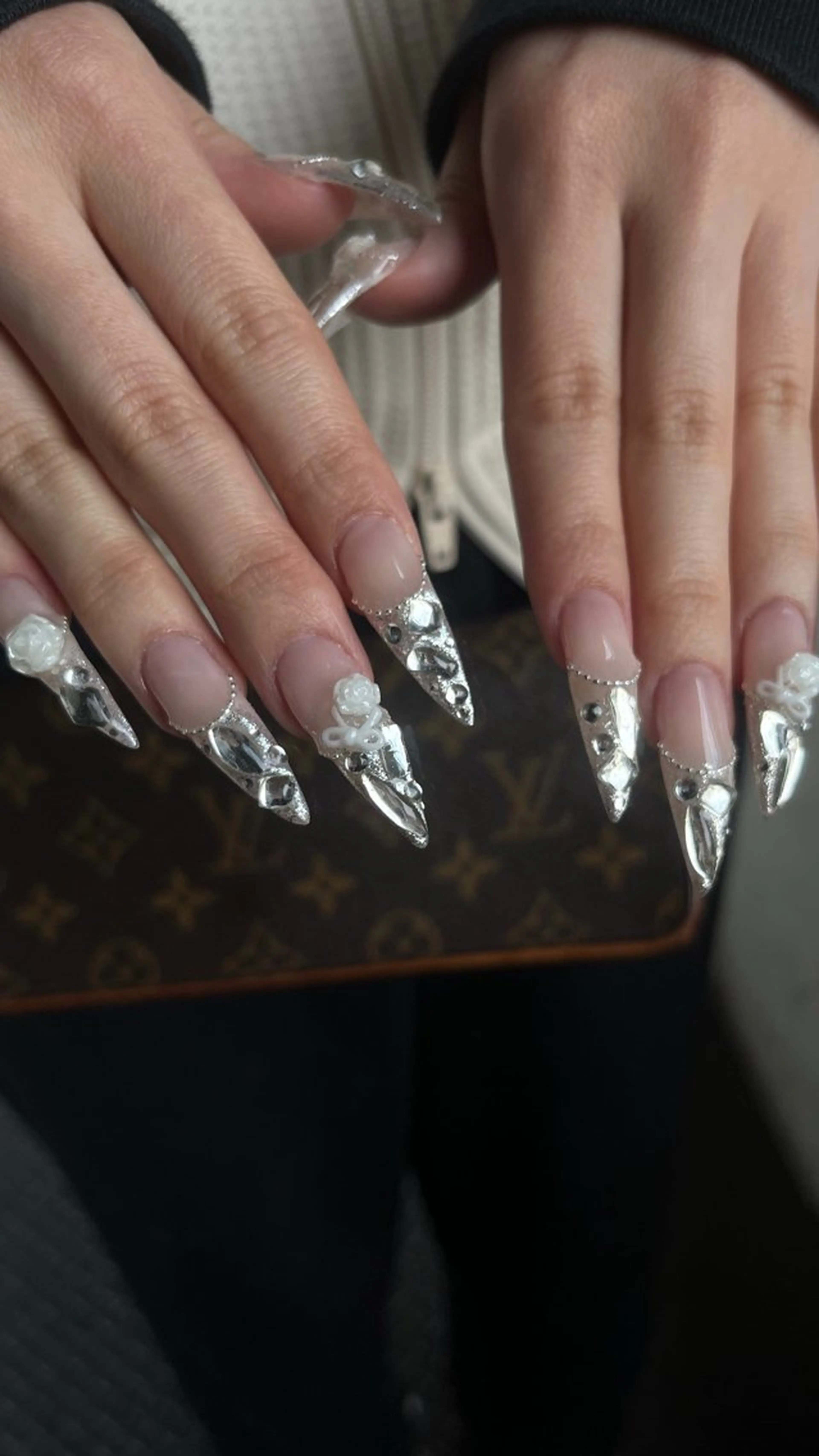 ネイル ハンドネイル Neo | BINELのネイルデザイン