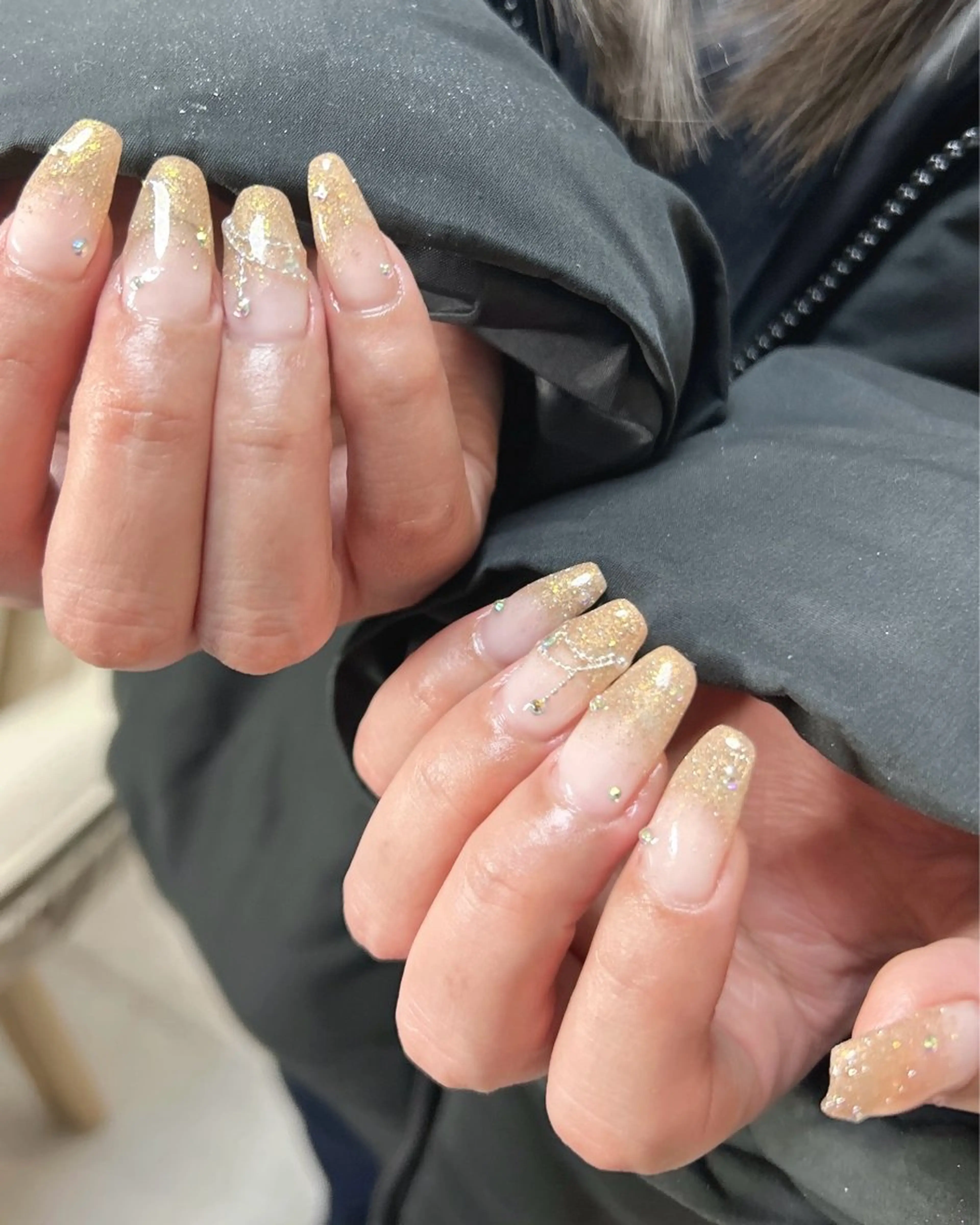 ネイル アートネイル フラッシュネイル グラデーション キラキラネイル ストーンネイル ハンドネイル ten nail salon　かえでのネイルデザイン