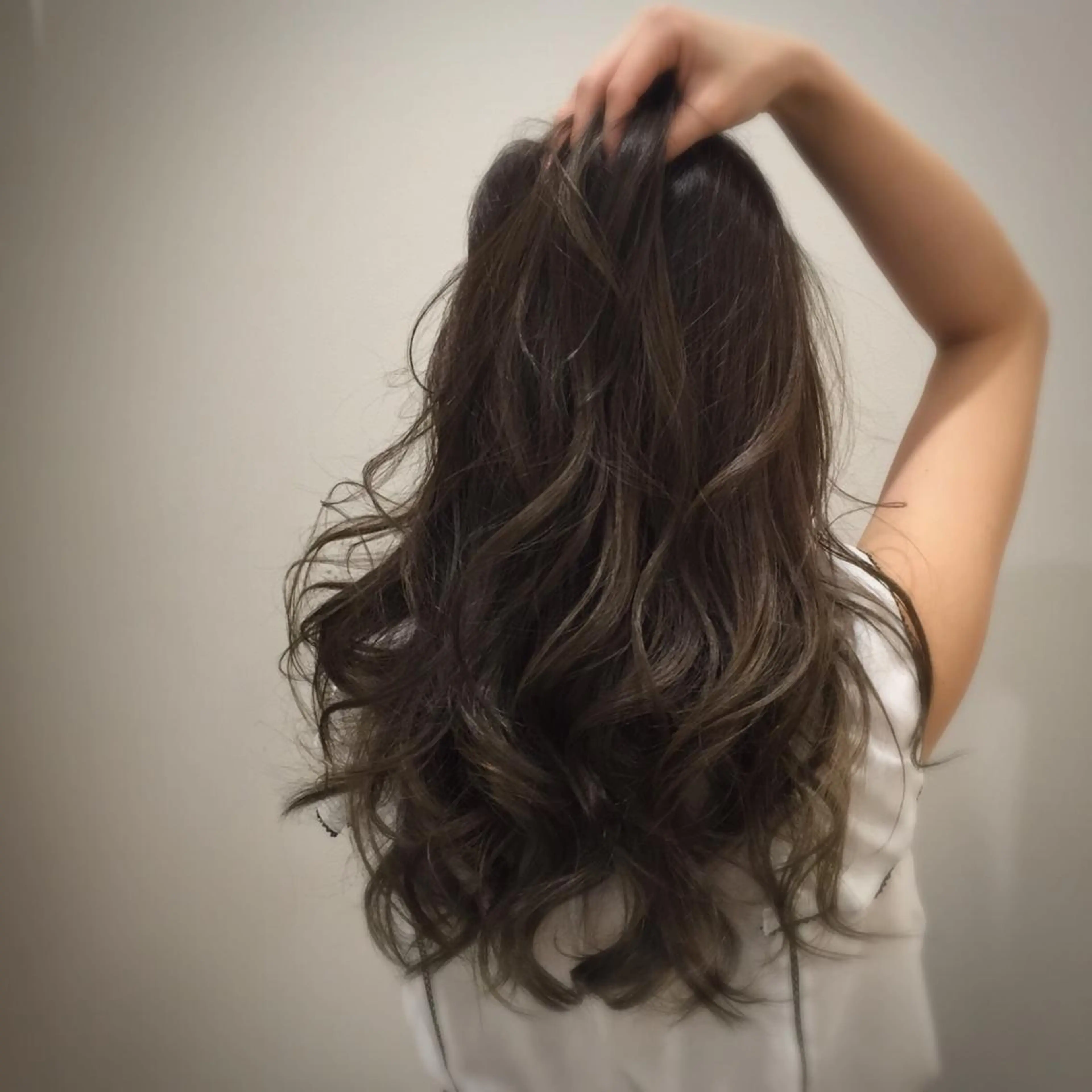 ショート ミディアム セミロング ロング カラー パーマ ヘアアレンジ メンズ キッズ ネイル まつエク marshu  梅田店所属・髪質改善 透明感×韓国風のヘアスタイル