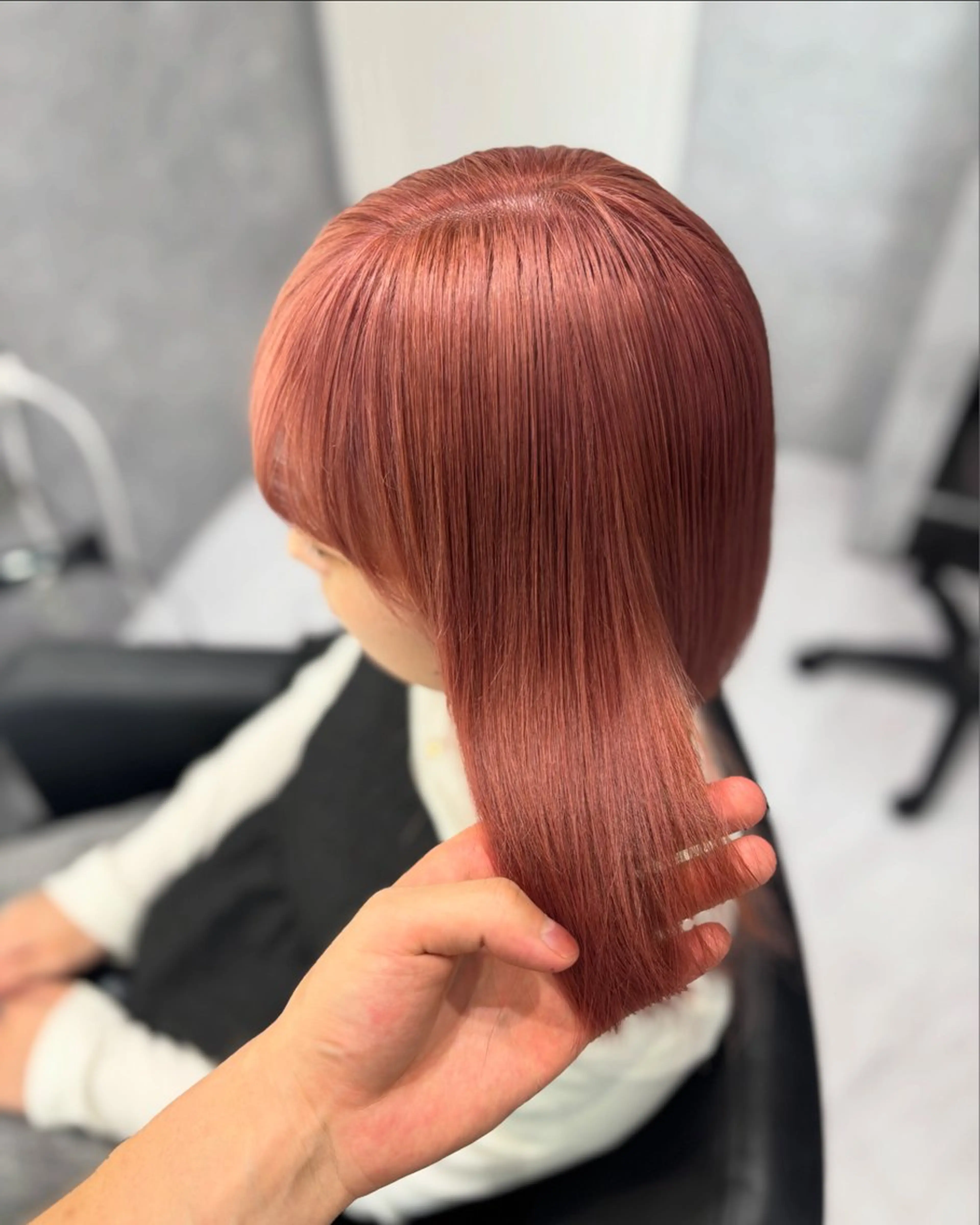 ショート カット ヘアカラー 山田 瑛司のヘアスタイル